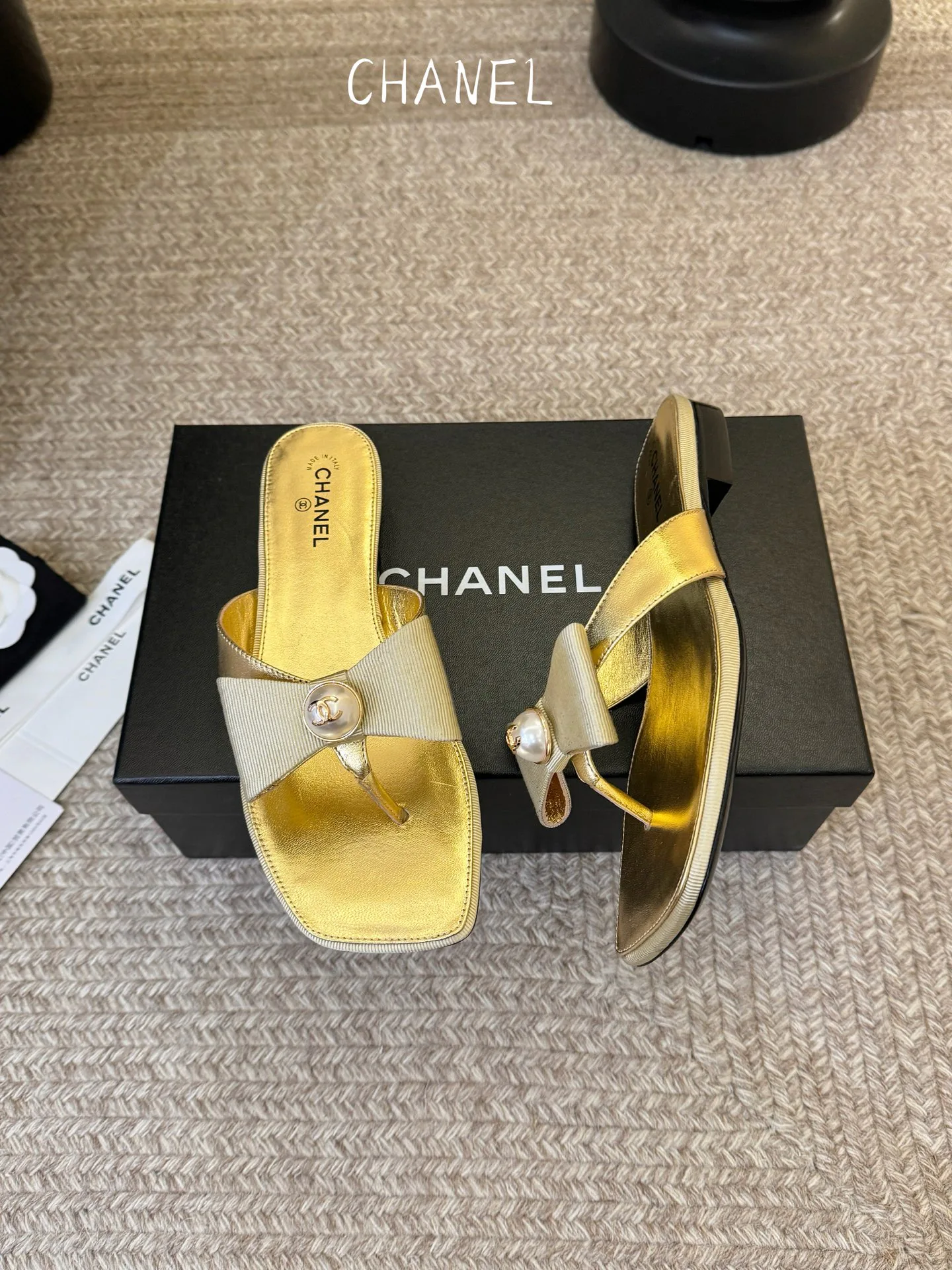 Шлепанцы Женские Chanel 17220371