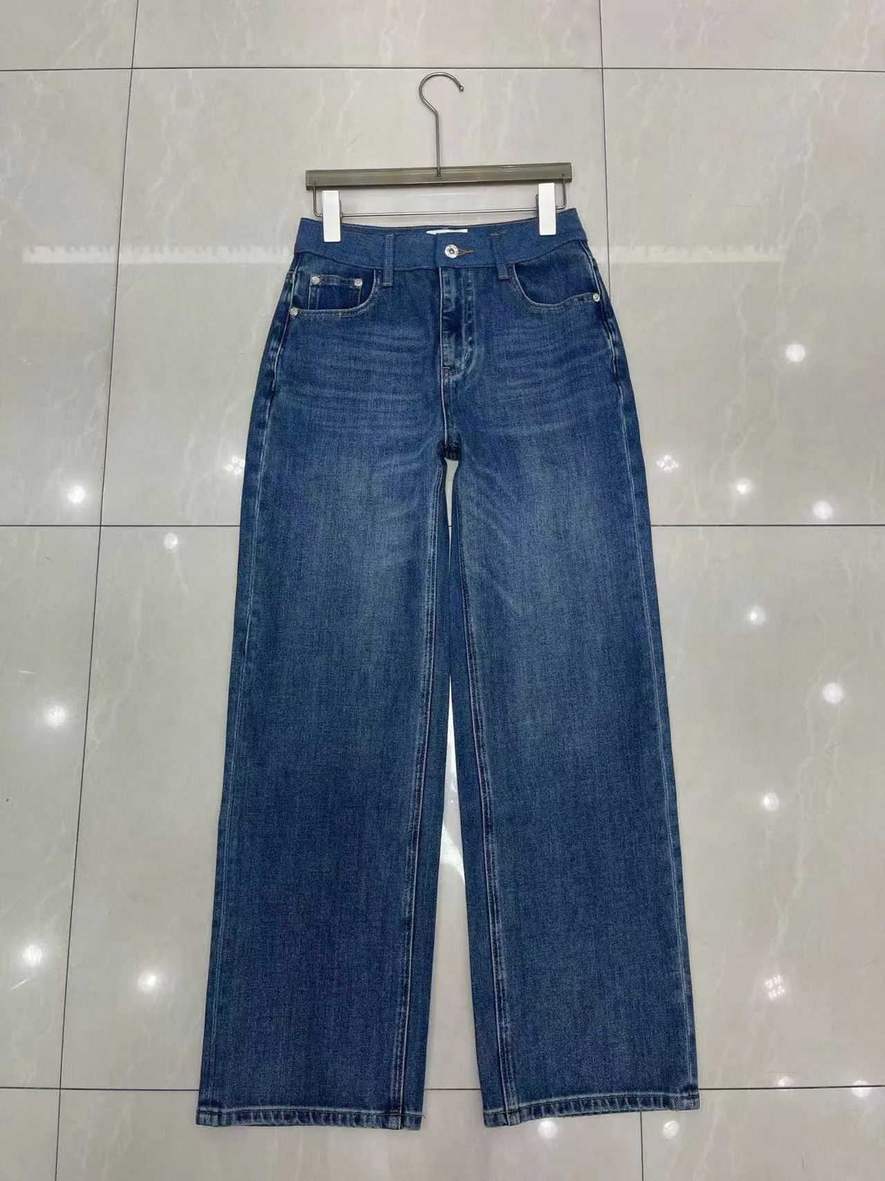 Джинсы Женские Miu Miu 18762682