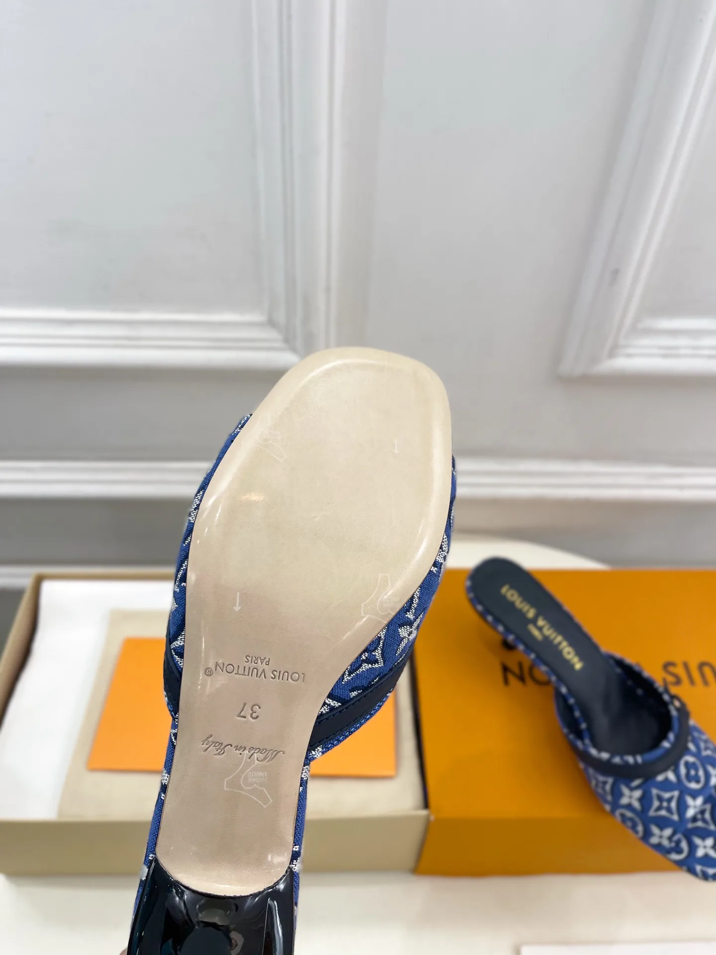 Мюли И Сабо Женские Louis Vuitton 17506938