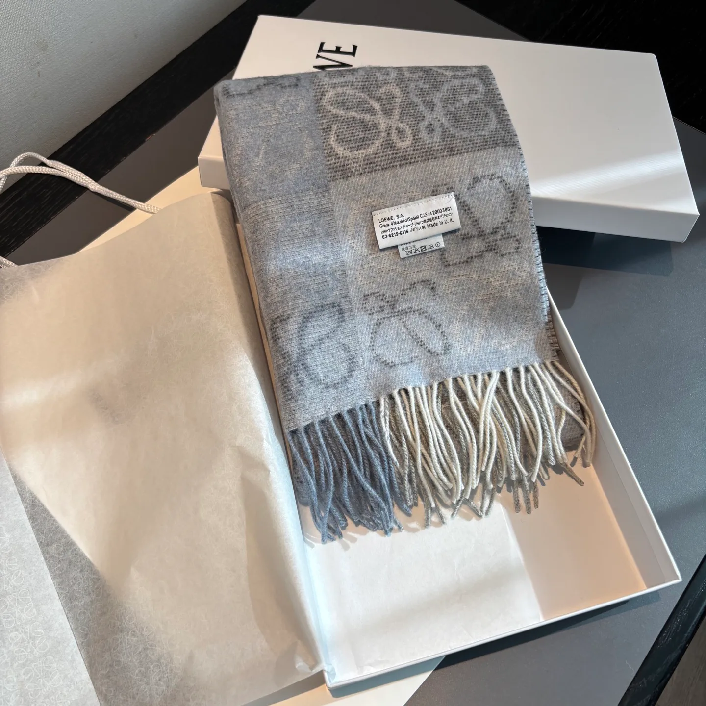 Шарфы Loewe 18507274
