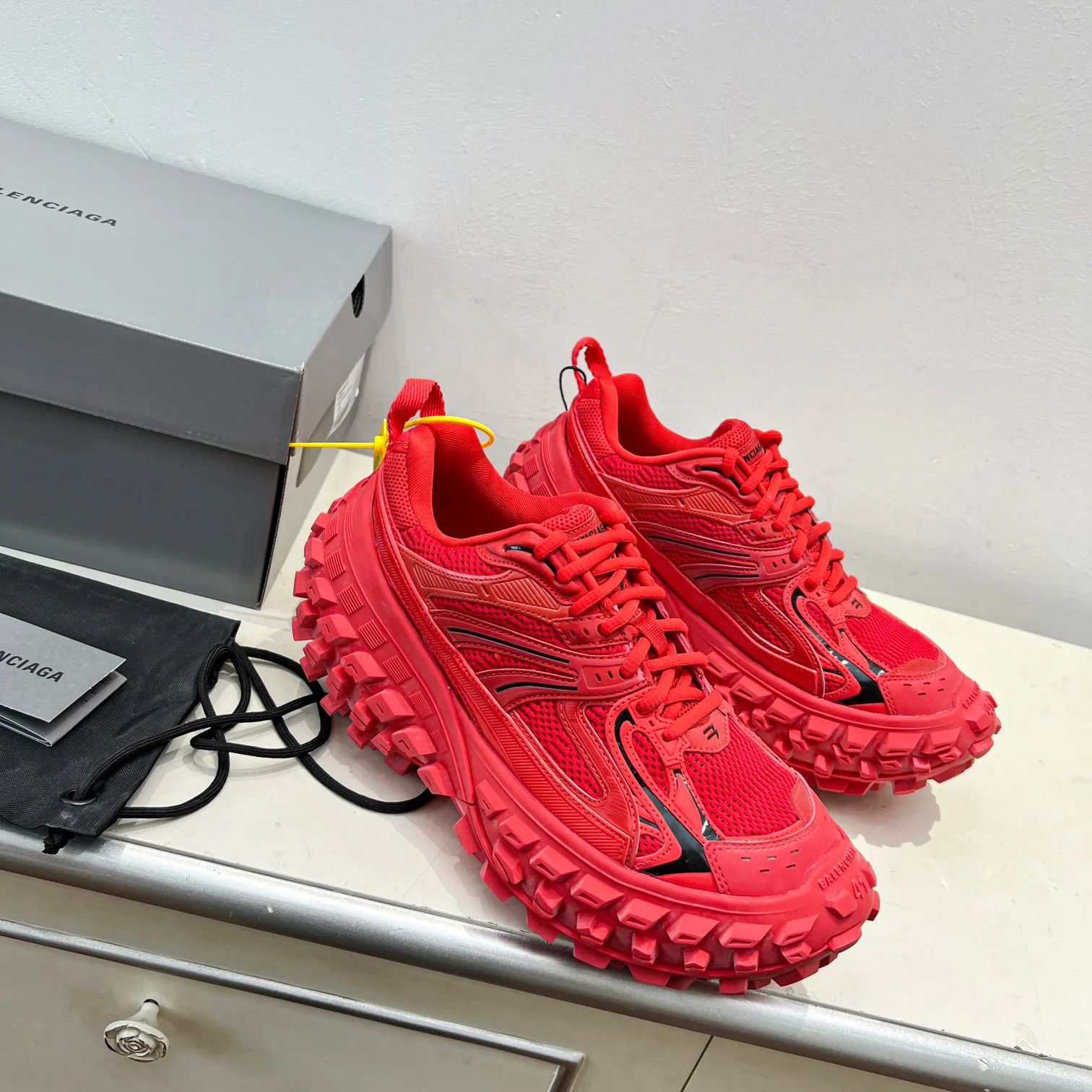 Кроссовки Женские Balenciaga 6428068