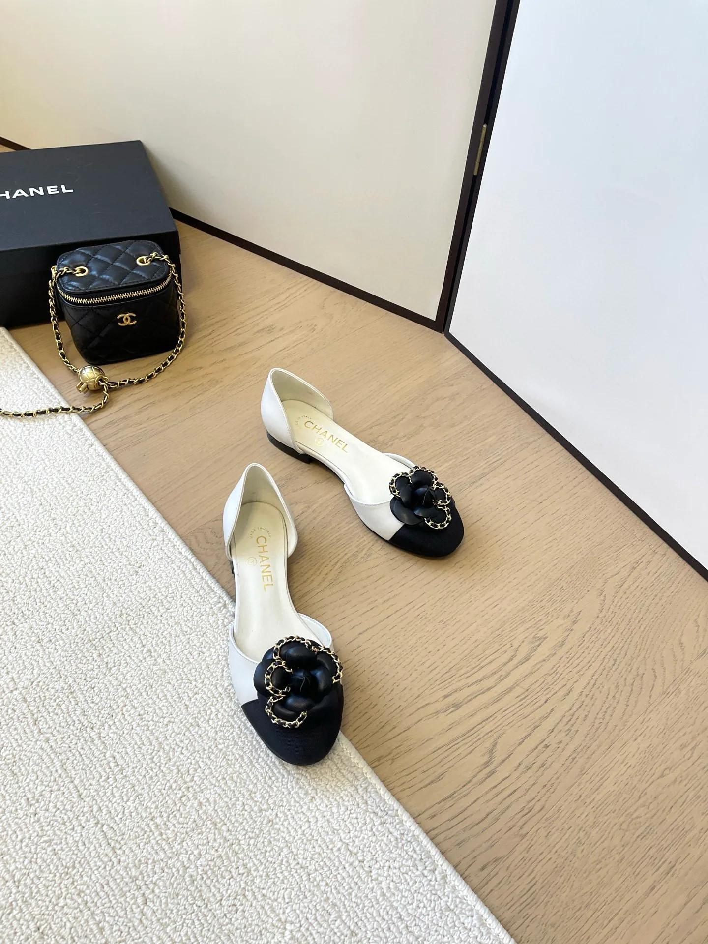Туфли Женские Chanel 13353545