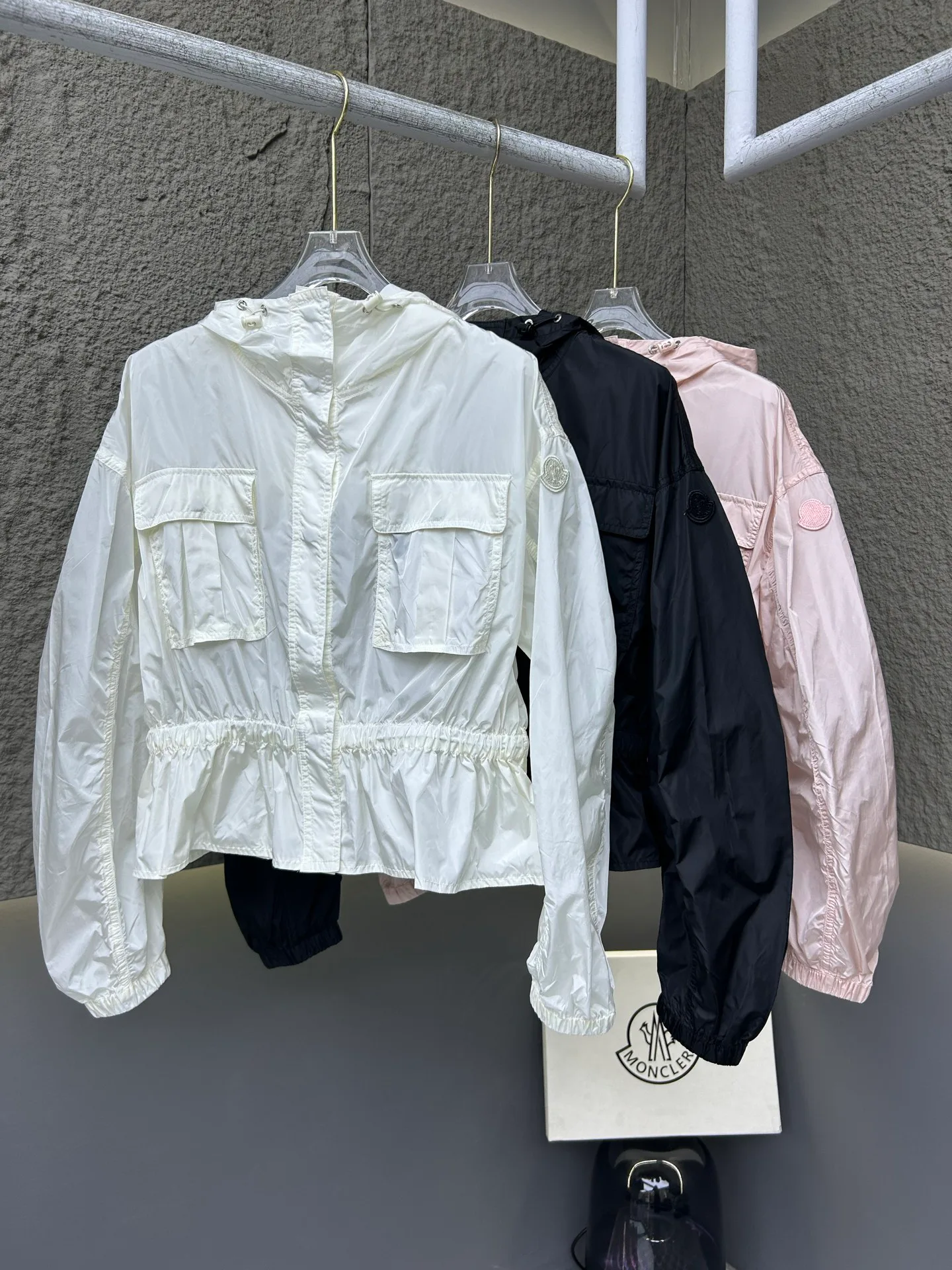 Жакеты Женские Moncler 11666919