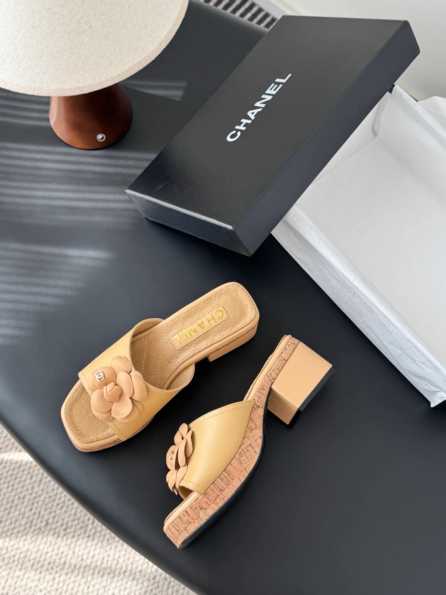 Босоножки Женские Chanel 10939140