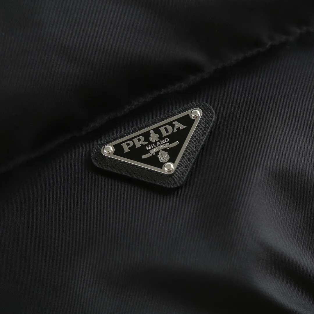 Куртки И Пуховики Женские Prada 136652