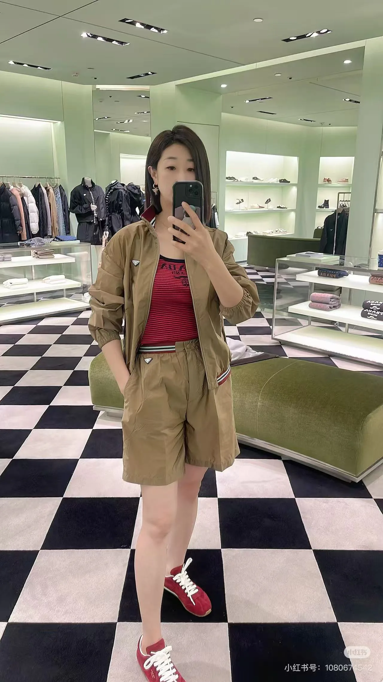 Шорты Женские Prada 13173225