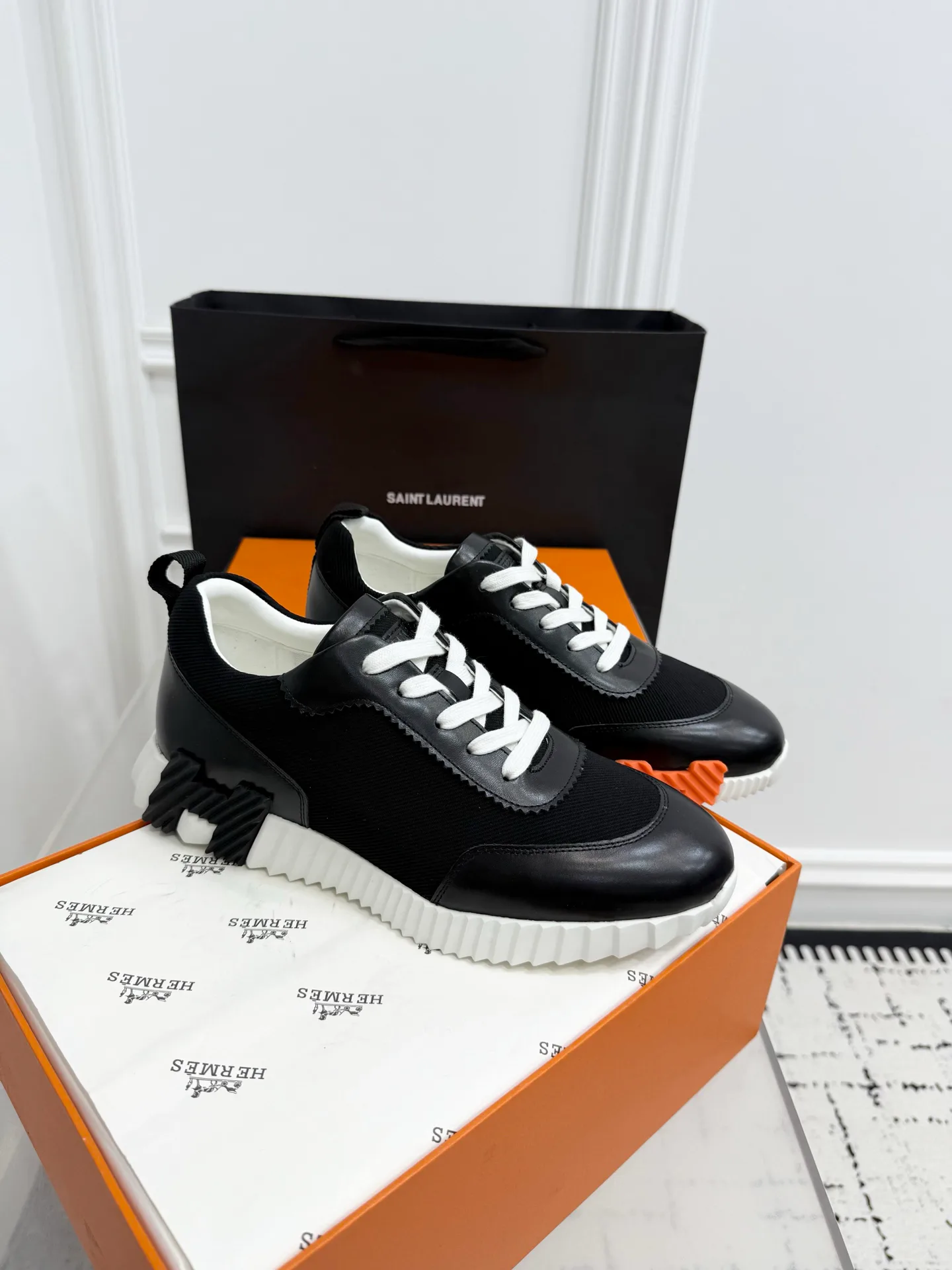 Кроссовки Женские Hermes 811848