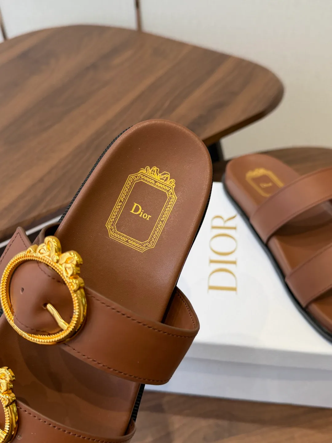 Шлепанцы Женские Christian Dior 17461308