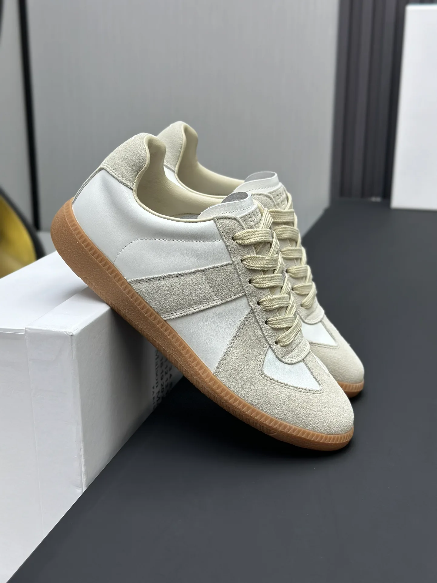 Кроссовки Женские Maison Margiela 9039721