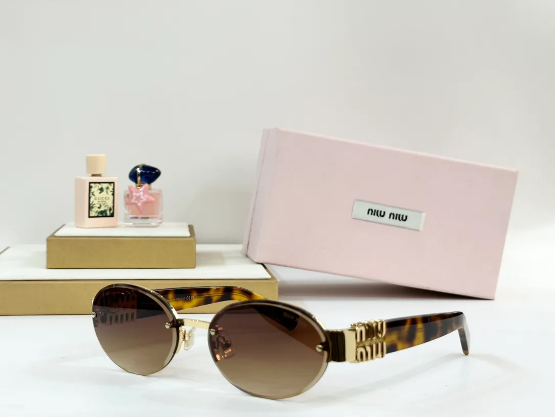 Очки Miu Miu 15814