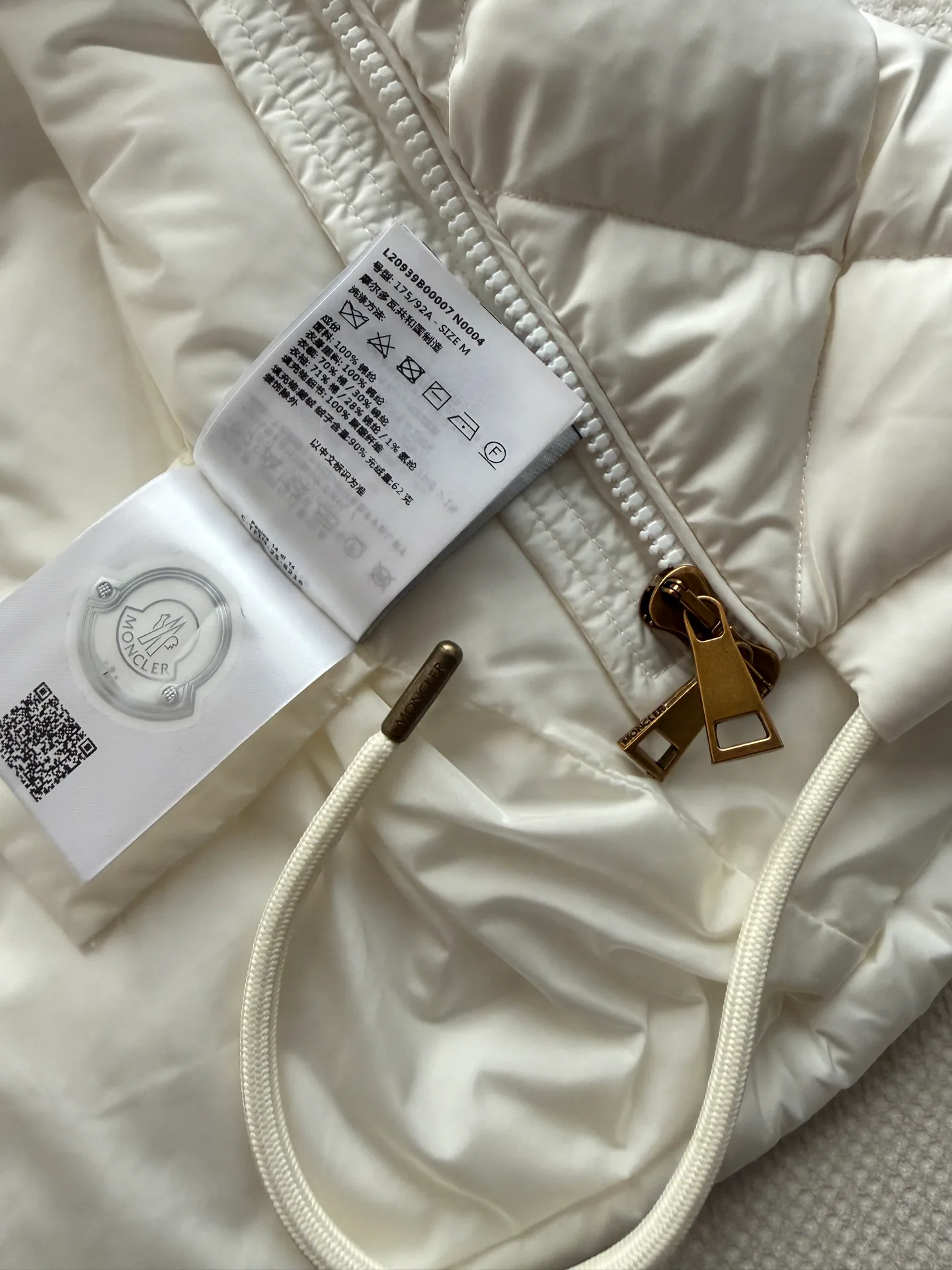Куртки И Пуховики Женские Moncler 18325815