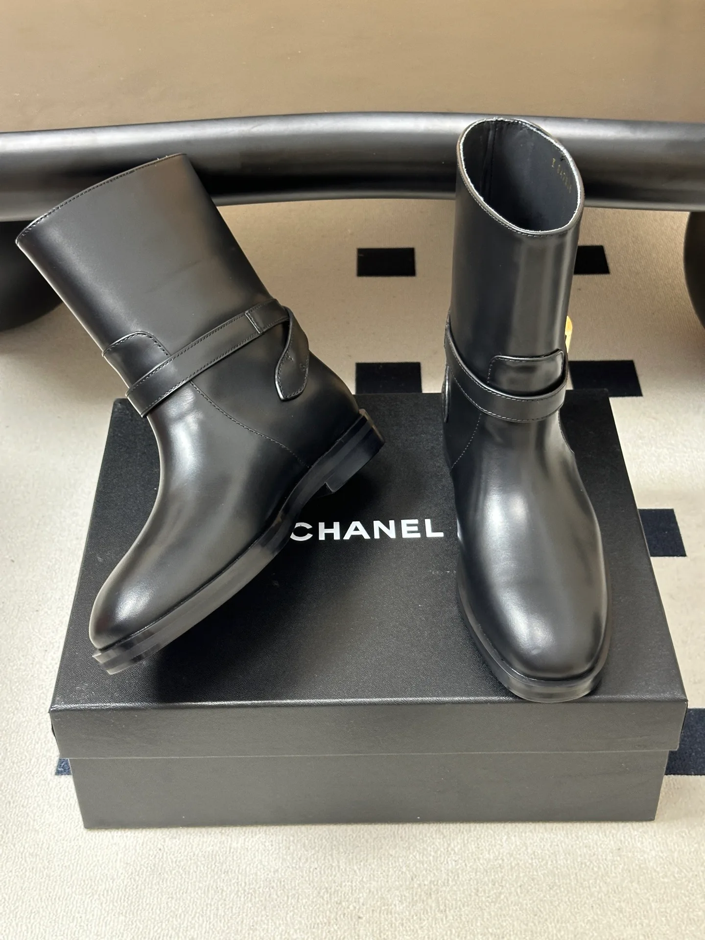 Сапоги Женские Chanel 18048831