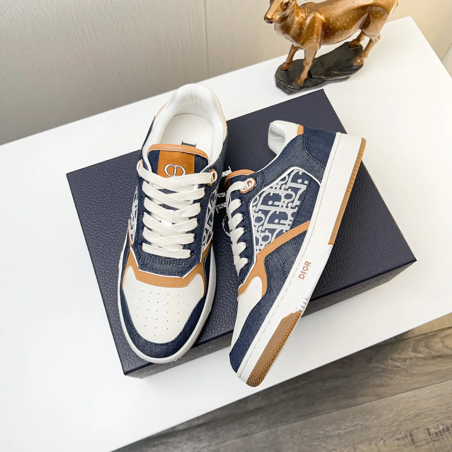 Кроссовки Женские Christian Dior 283940