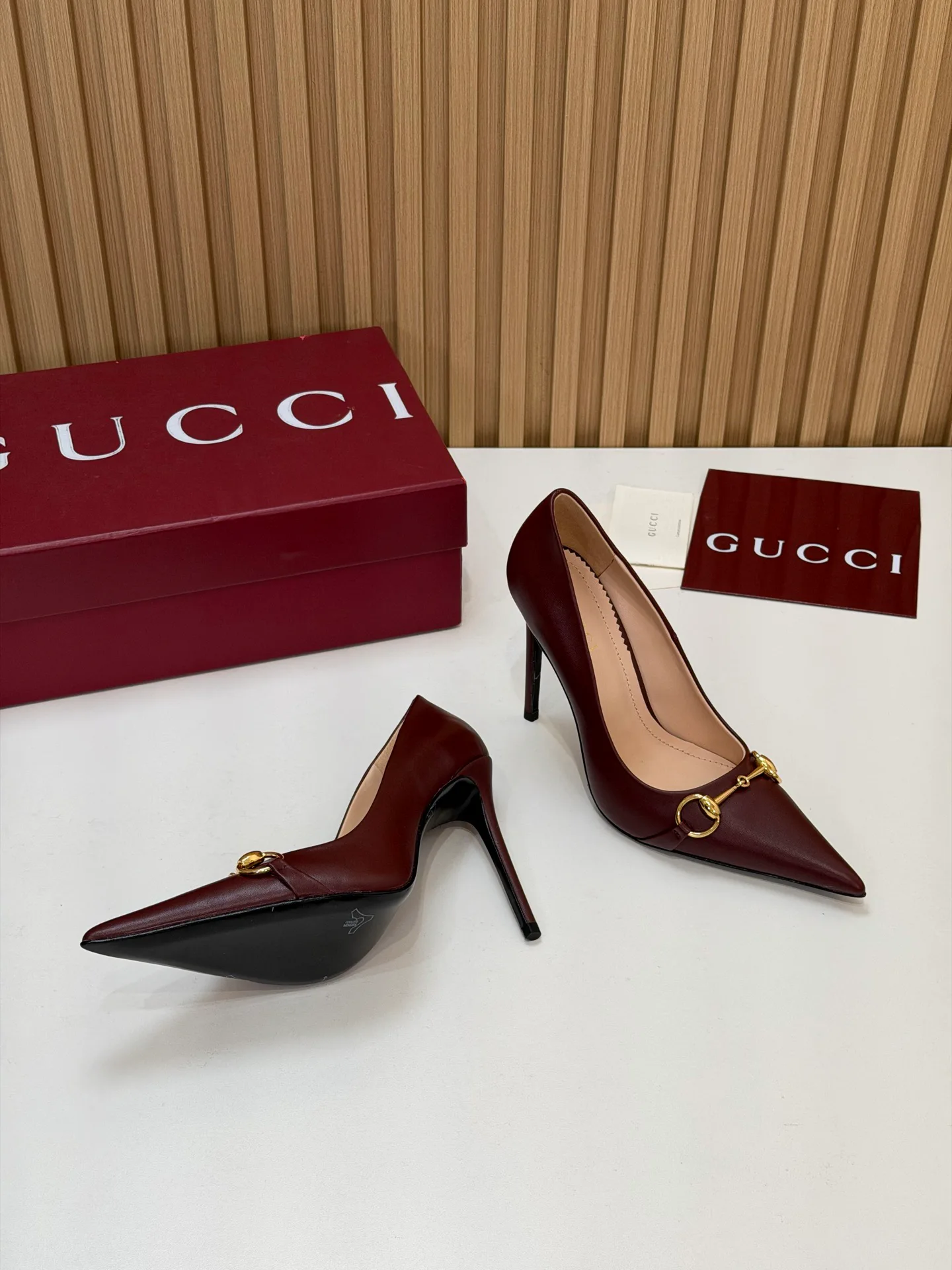 Туфли Женские Gucci 18245477