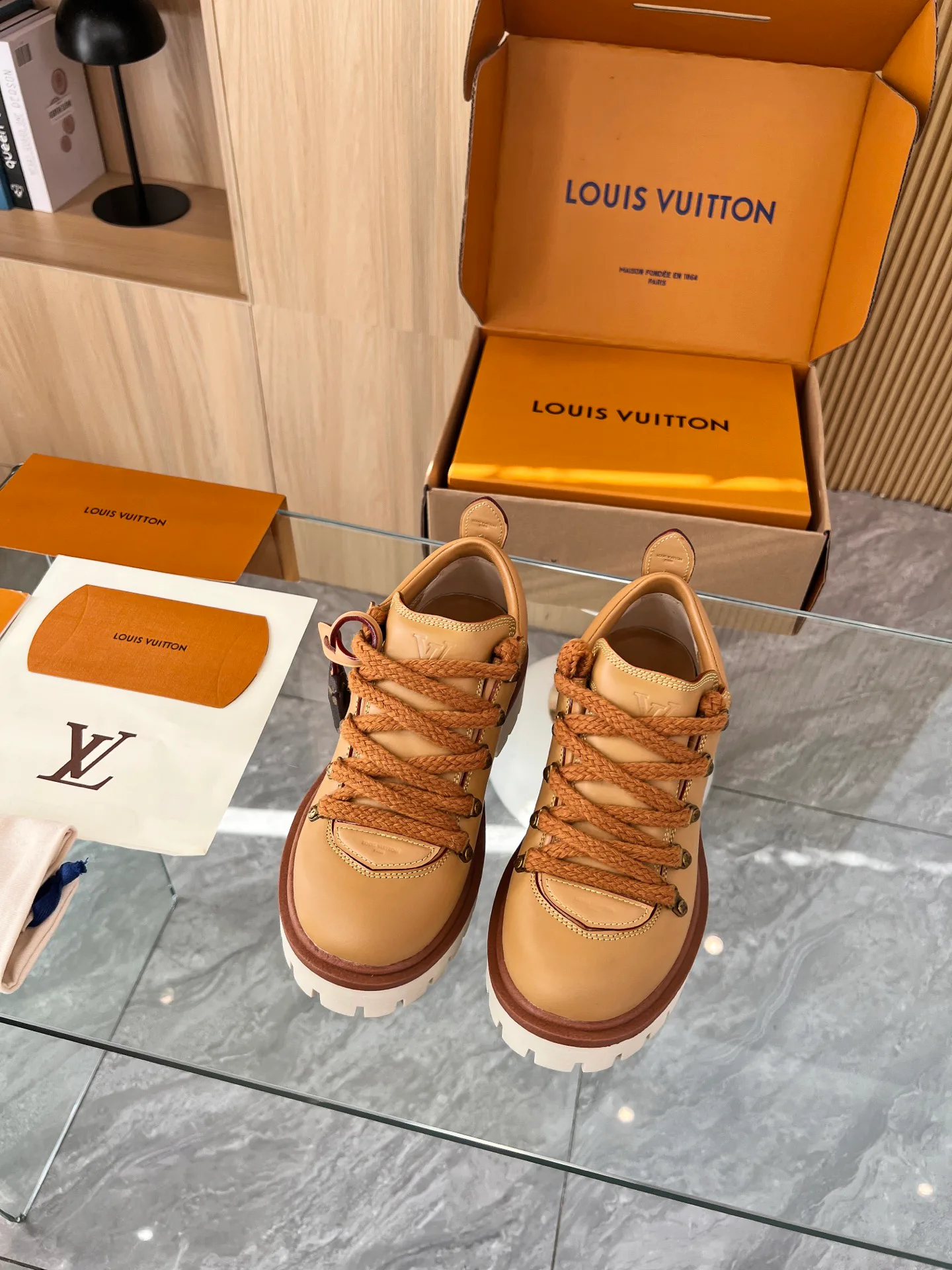 Ботинки Женские Louis Vuitton 1927467