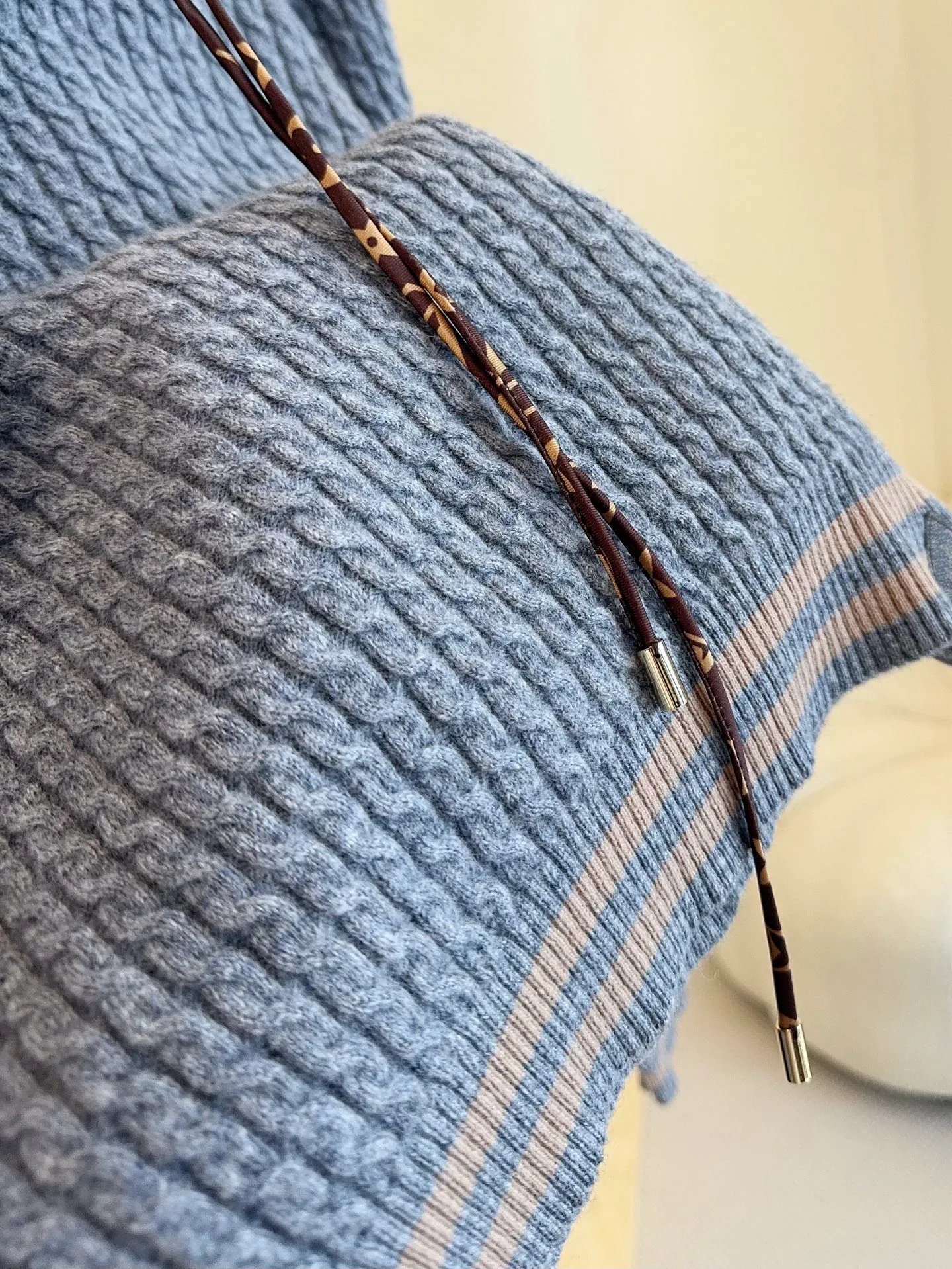 Джемперы И Свитеры Женские Louis Vuitton 18787133
