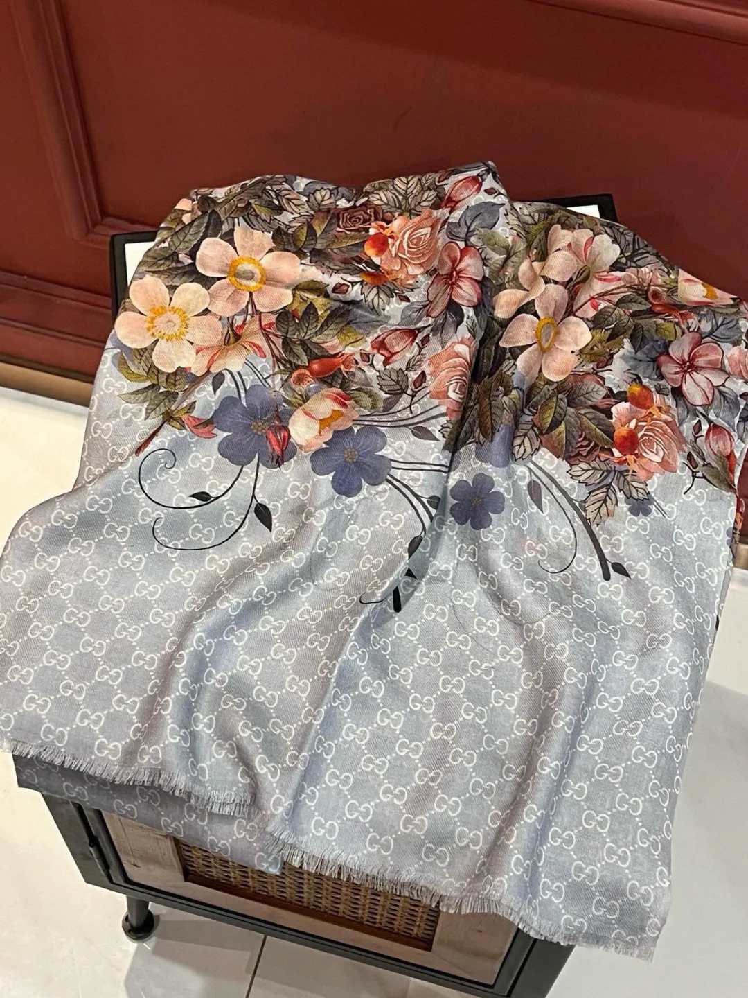 Шарфы Gucci 463797