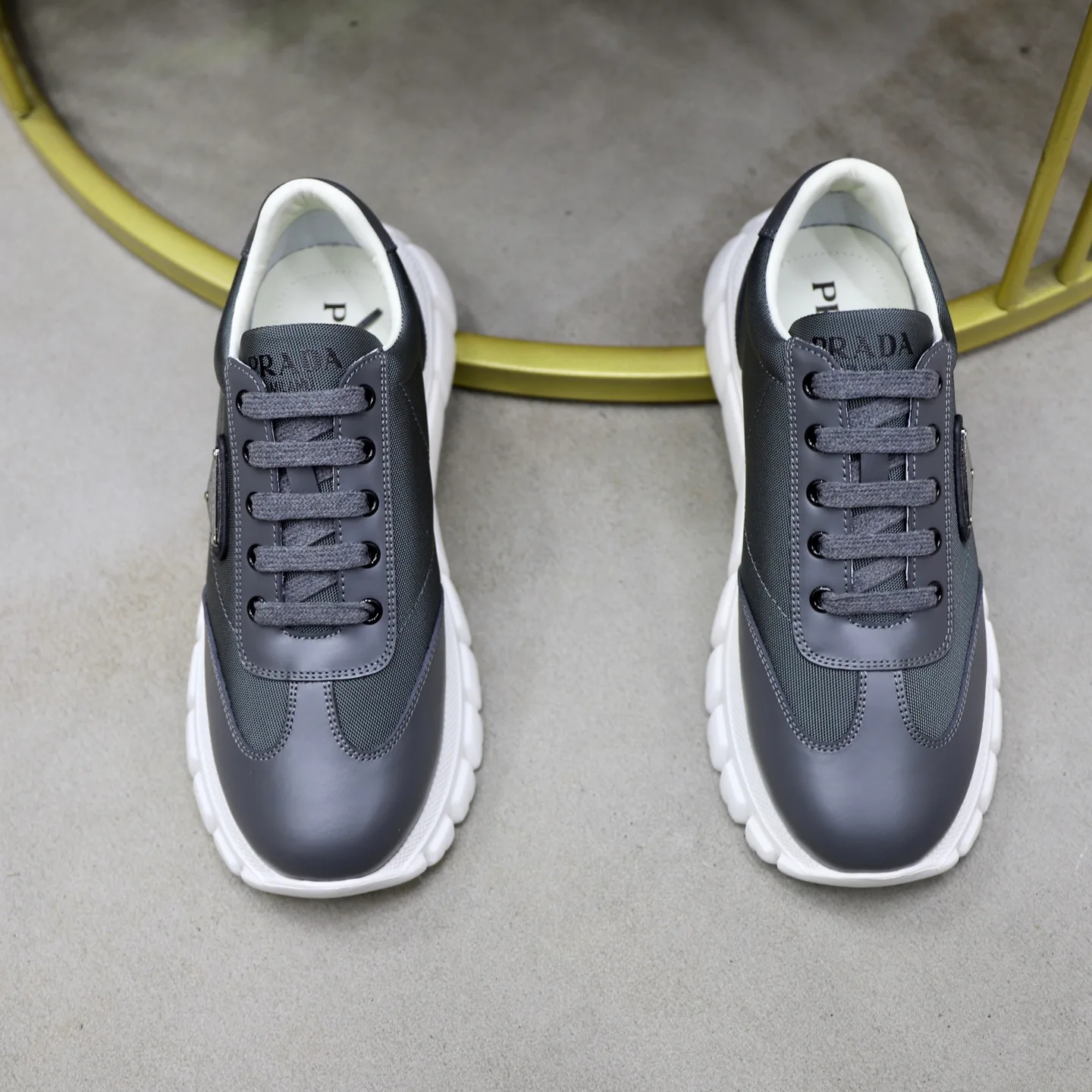 Кроссовки Мужские Prada 11490412