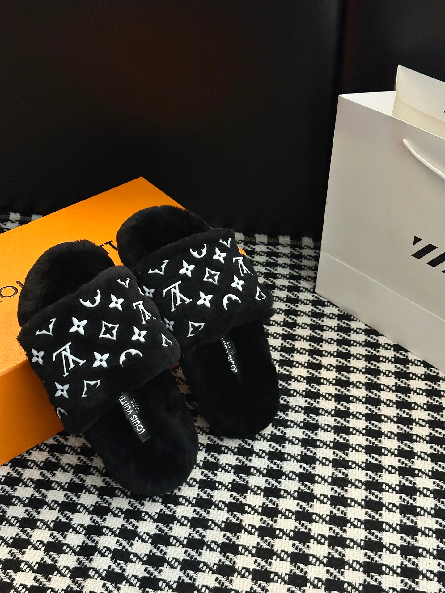 Тапочки Женские Louis Vuitton 491767