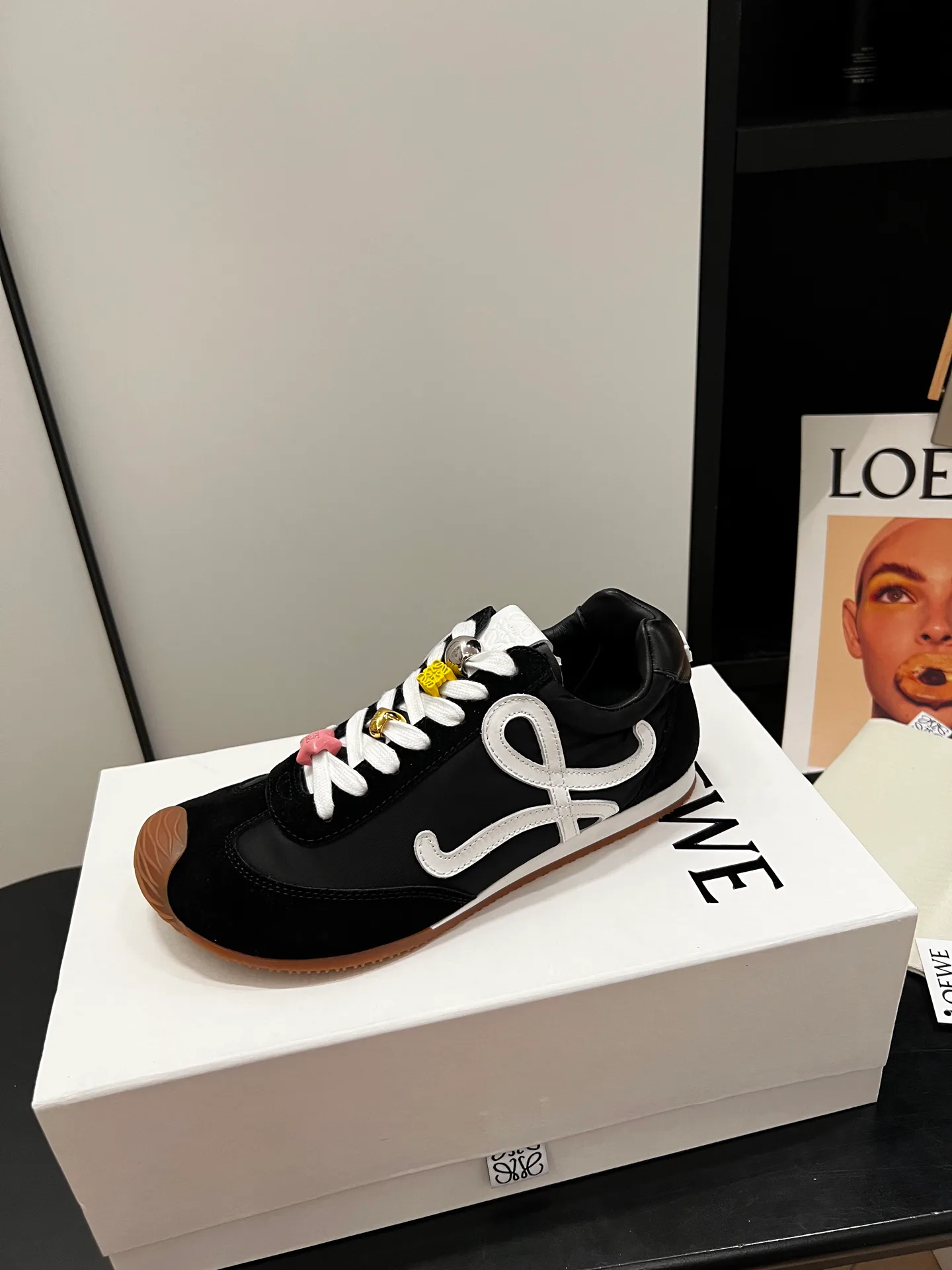 Кроссовки Женские Loewe 569370