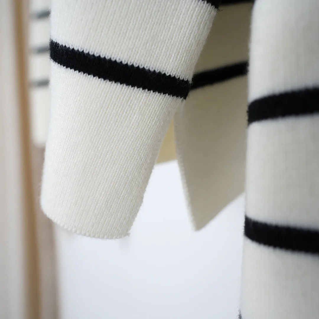 Джемперы И Свитеры Женские Ami Paris 11157190