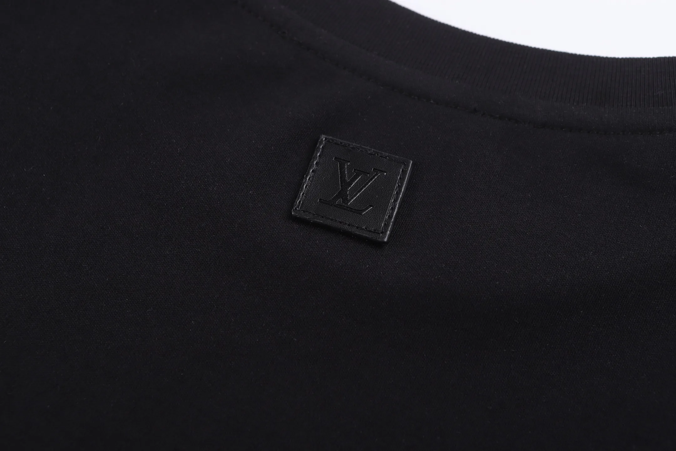 Футболки Женские Louis Vuitton 11644708