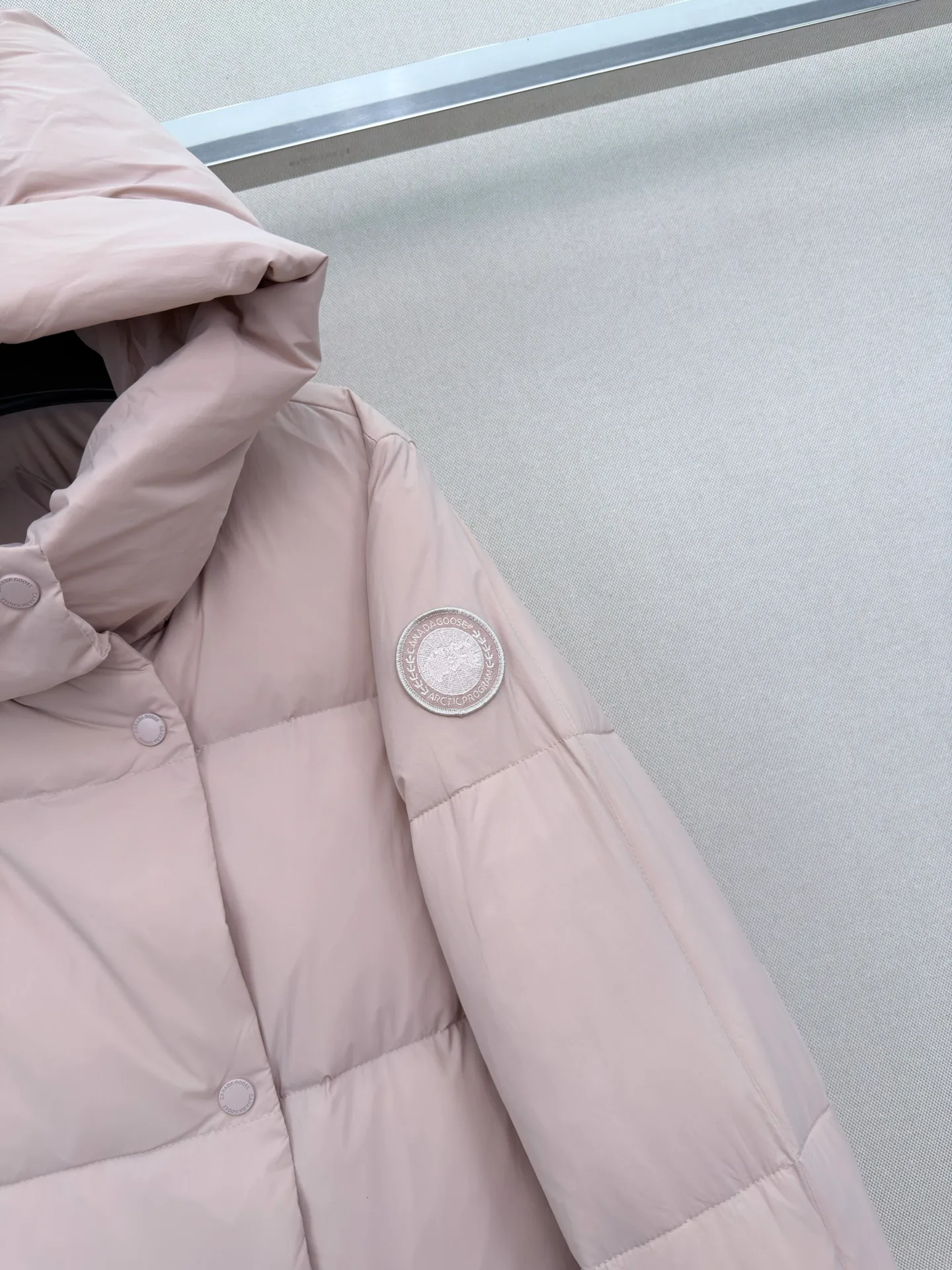 Куртки И Пуховики Женские Canada Goose 18714650
