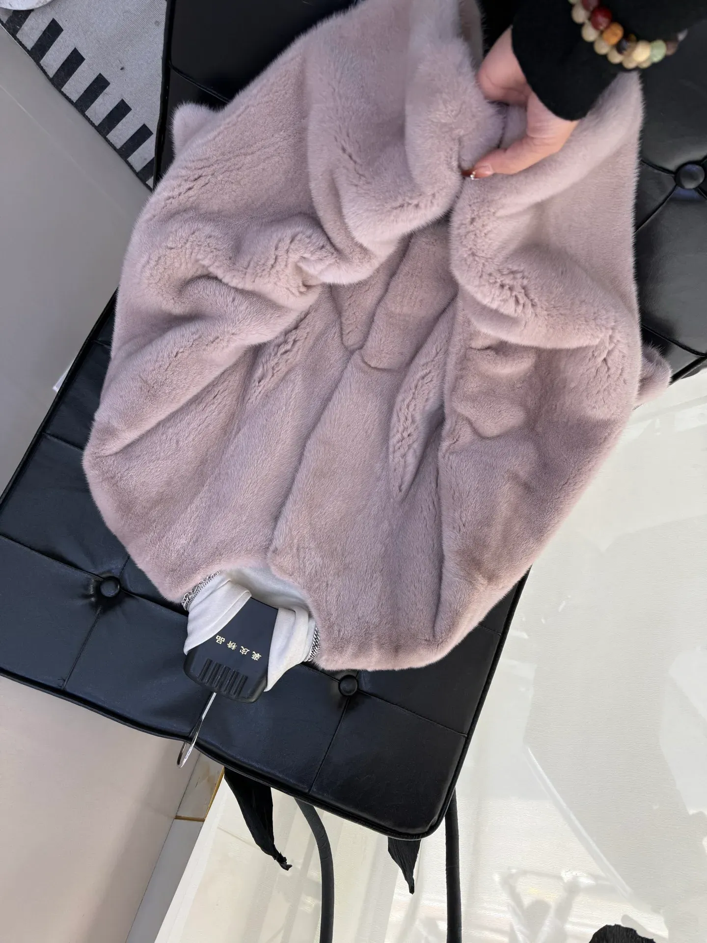 Шубы Женские Christian Dior 1065955