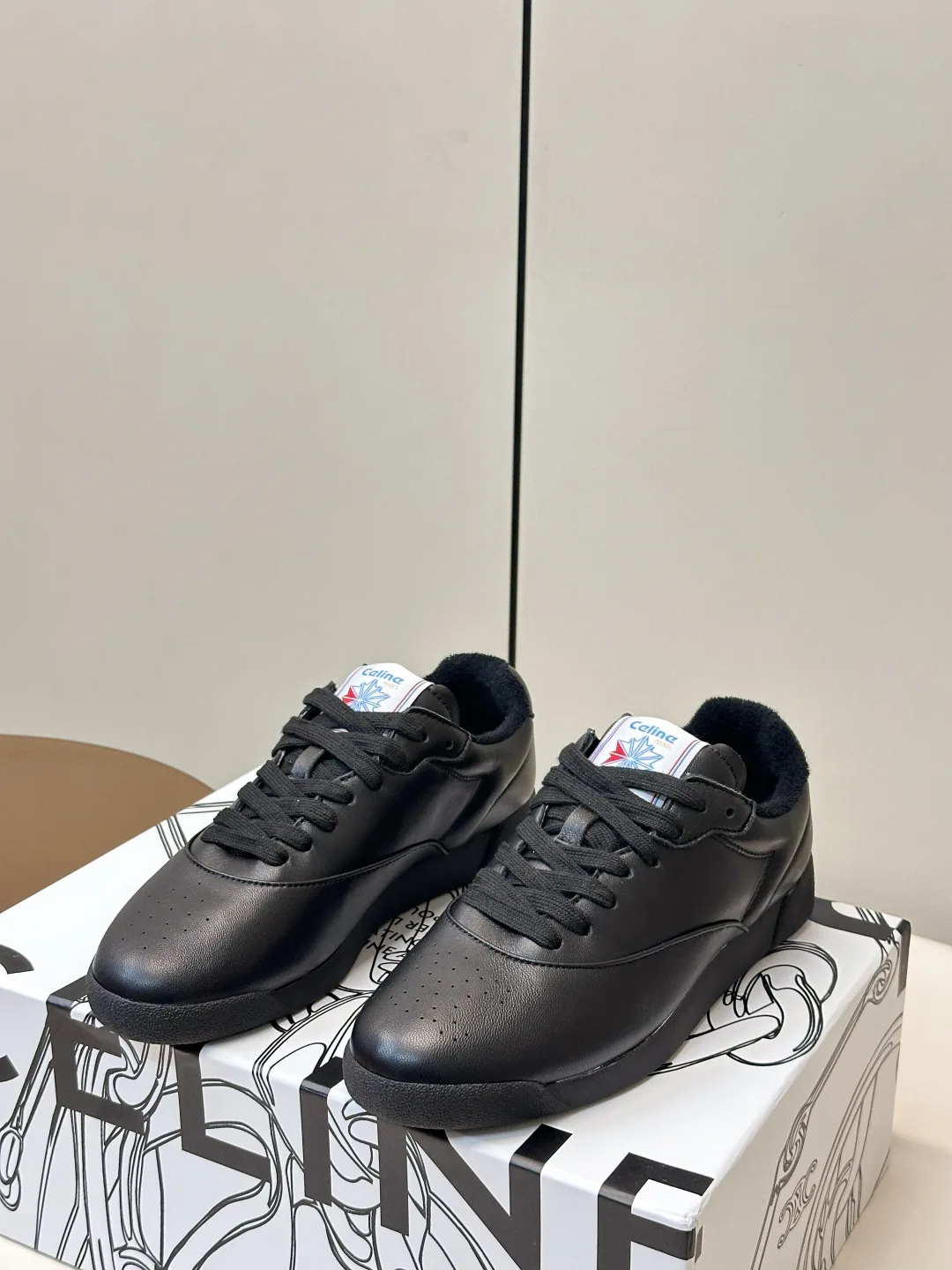 Кроссовки Женские Celine 18738185