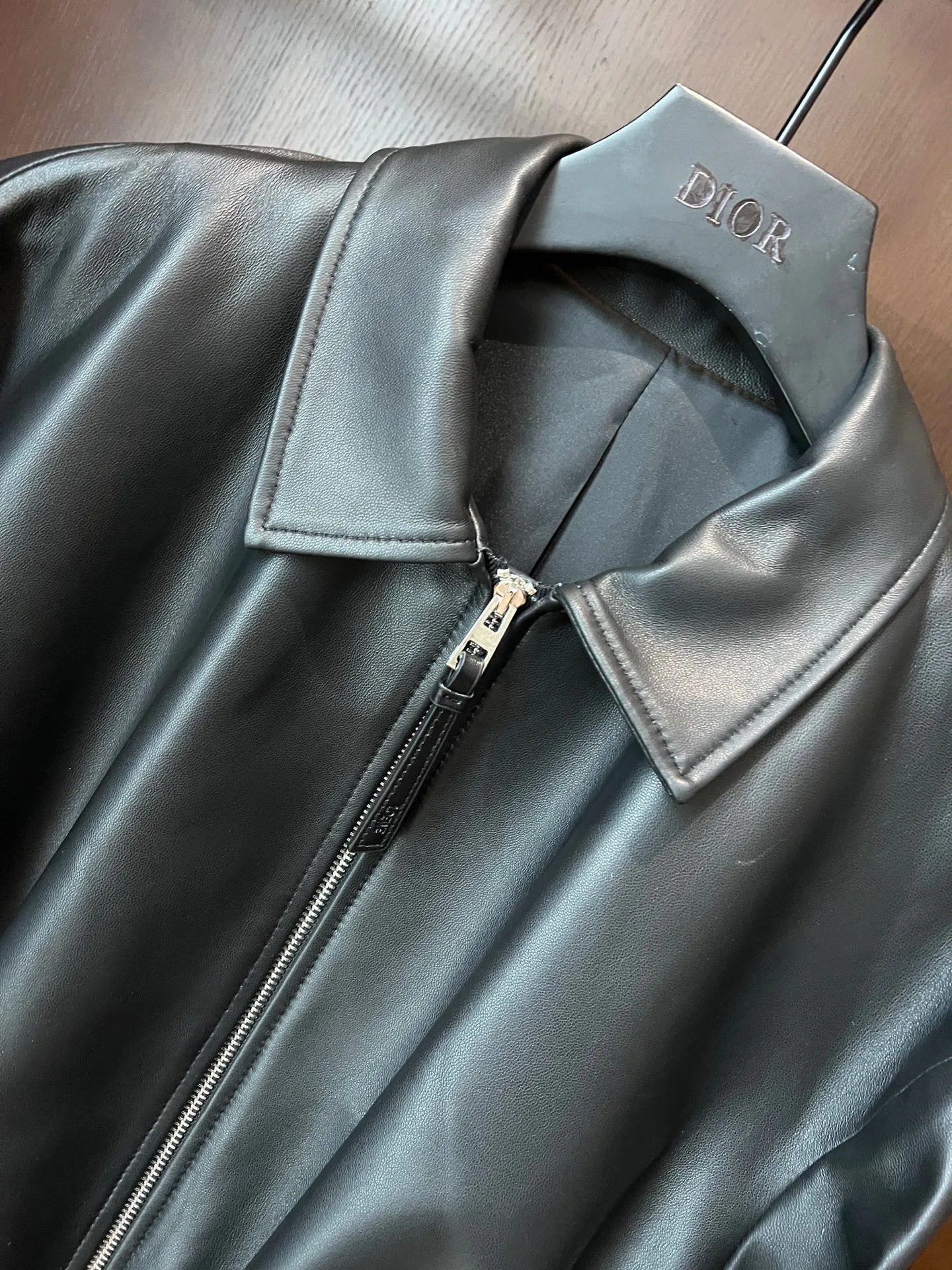 Кожаные Куртки И Дублёнки Женские Loewe 9101614