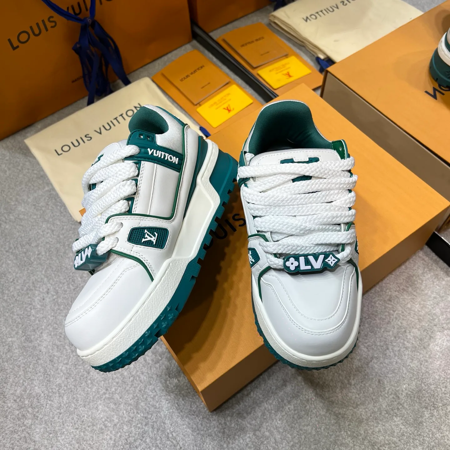 Кроссовки Женские Loewe 20297