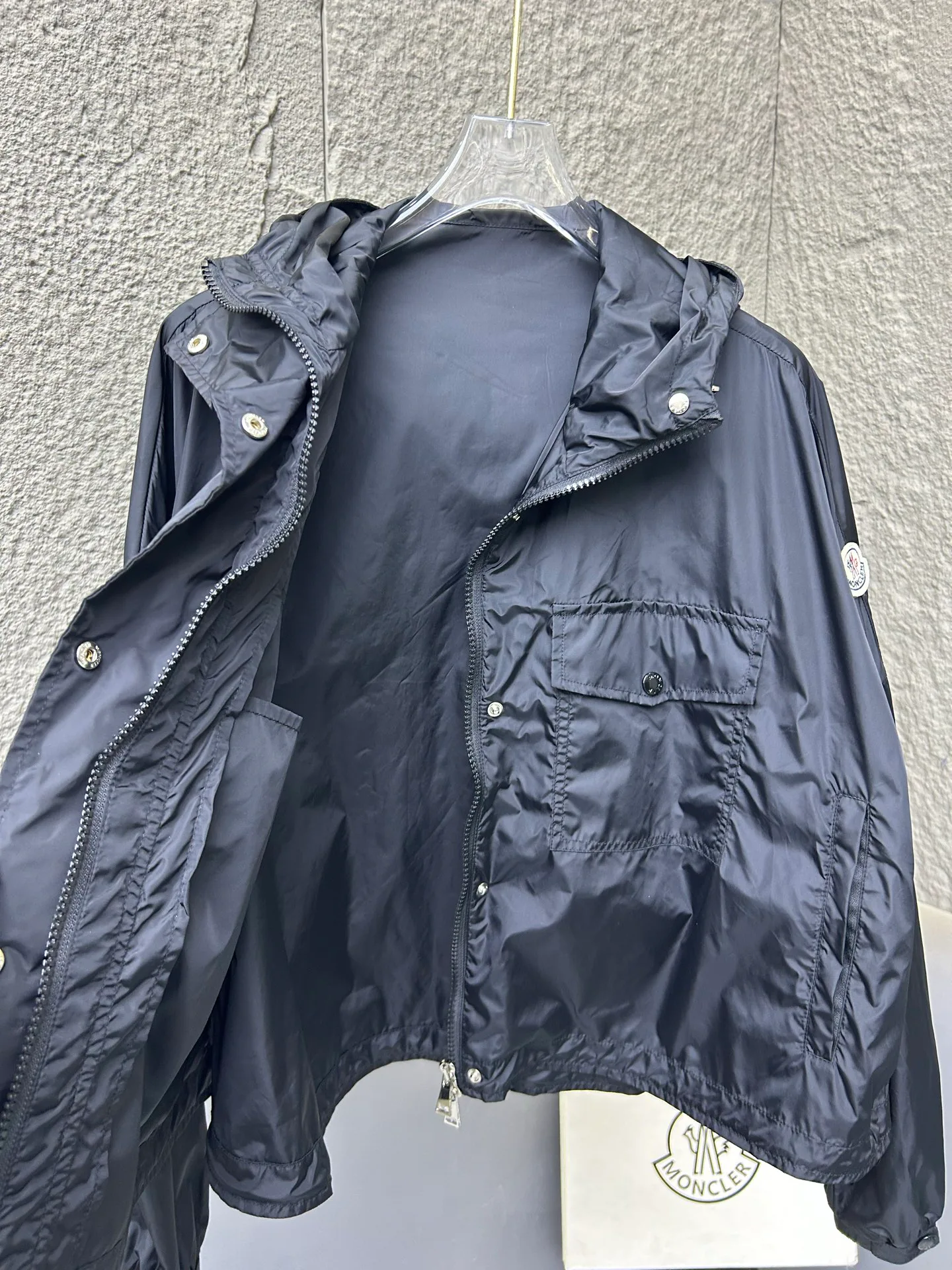 Куртки И Пуховики Женские Moncler 11317678