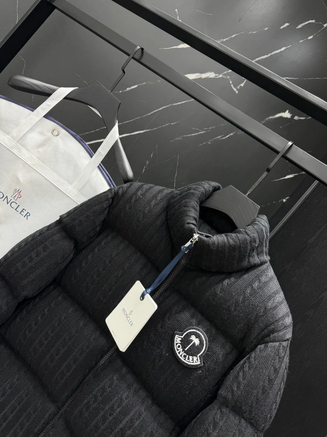 Куртки И Пуховики Мужские Moncler 1211858