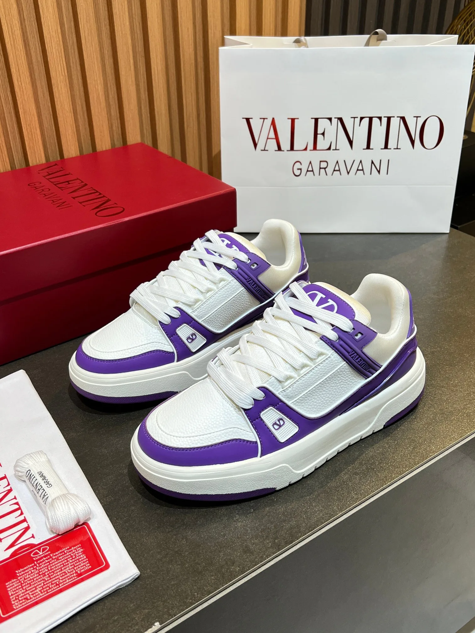Кроссовки Женские Valentino 11575969