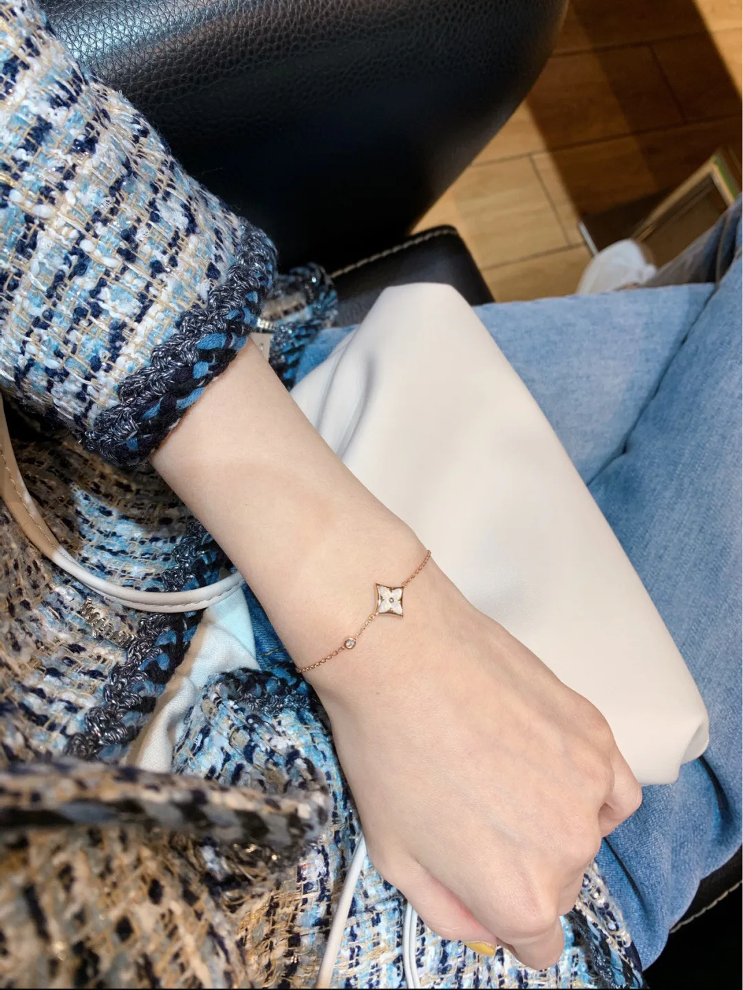 Бижутерия Louis Vuitton 5886