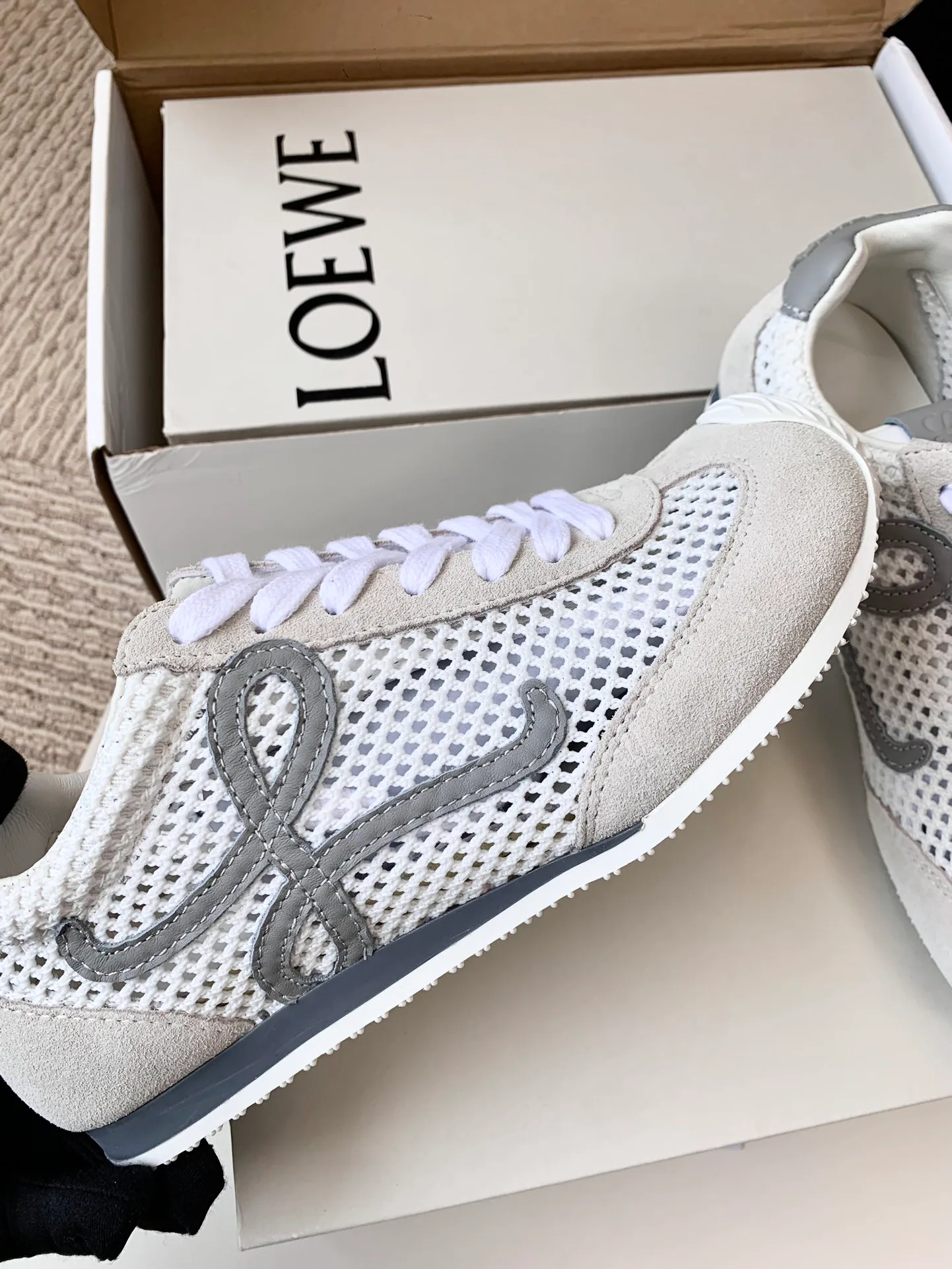 Кроссовки Женские Loewe 17539008