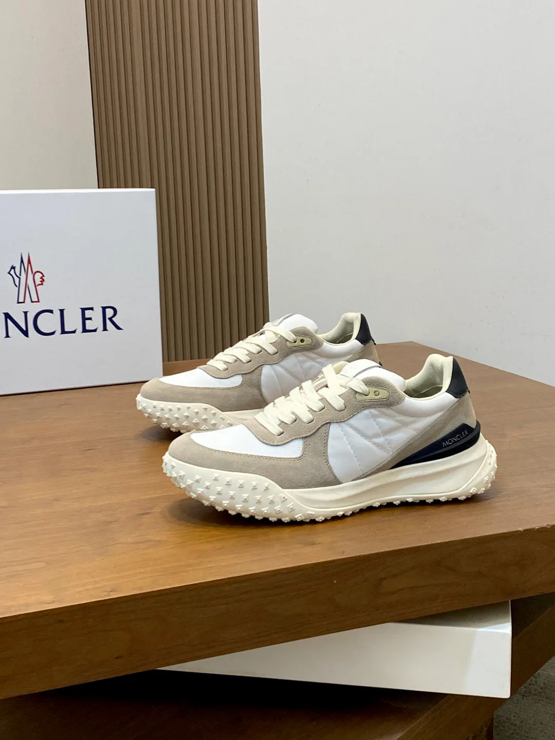 Кроссовки Мужские Moncler 19258004
