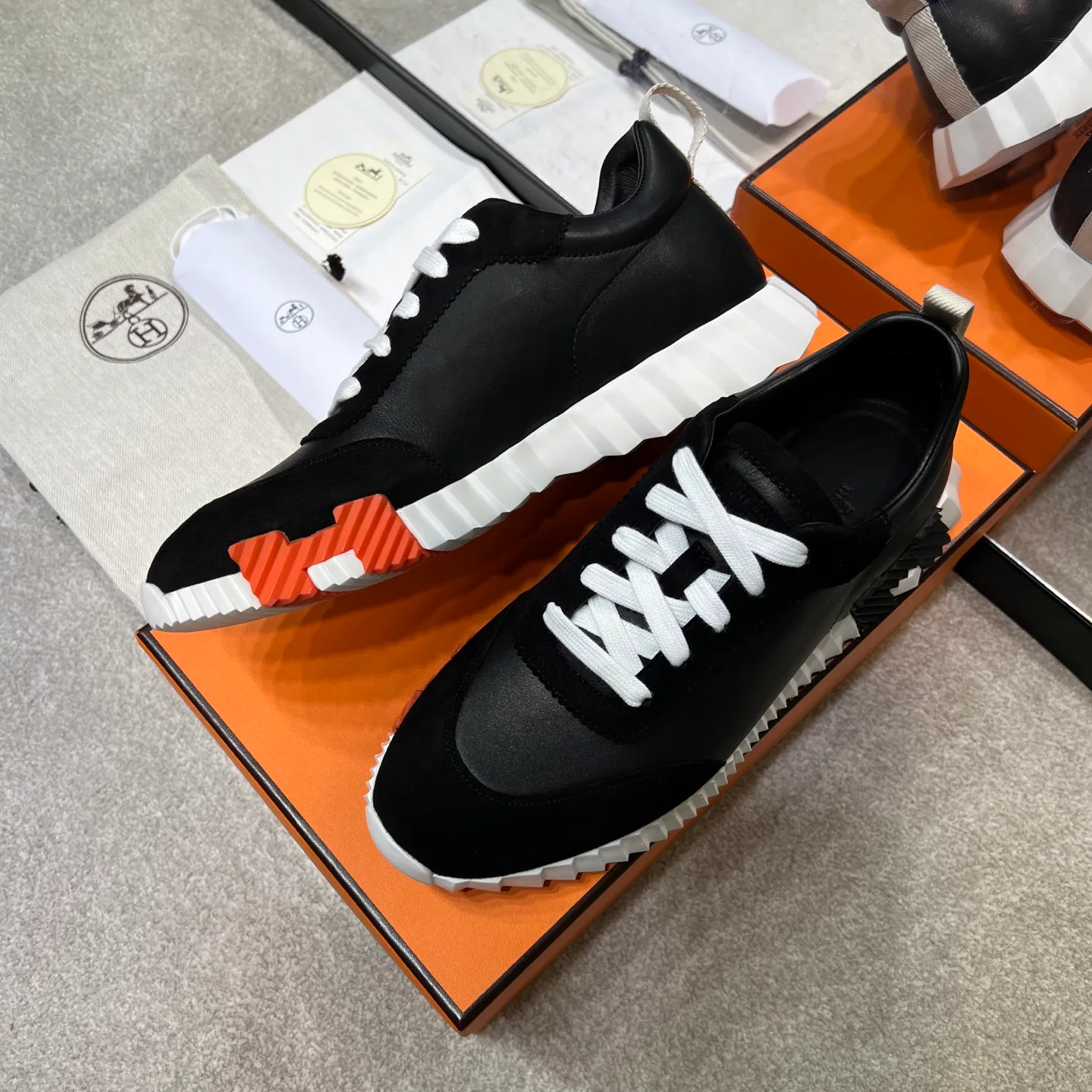 Кроссовки Женские Hermes 148970