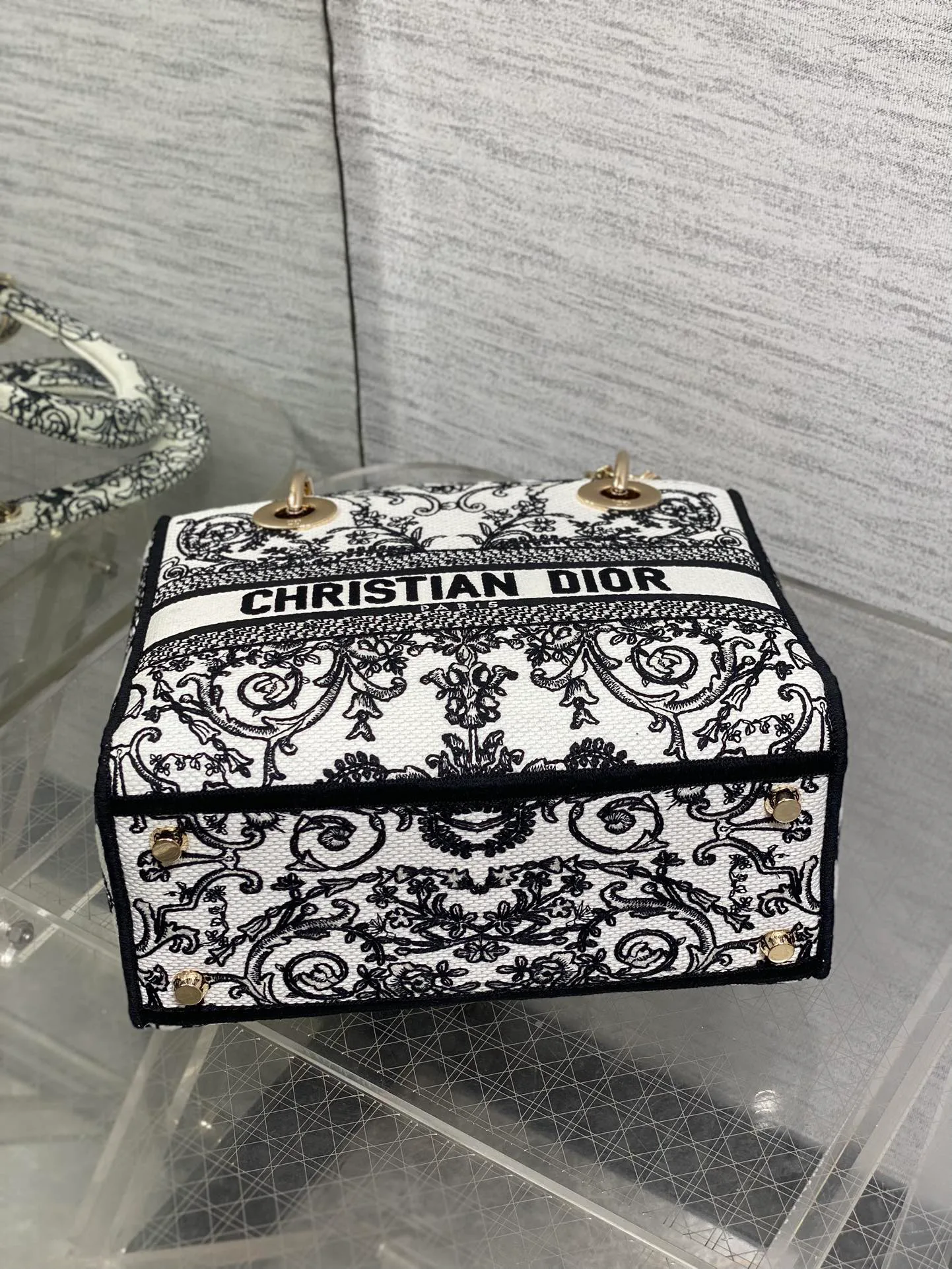 Классические Сумки Женские Christian Dior 11224057