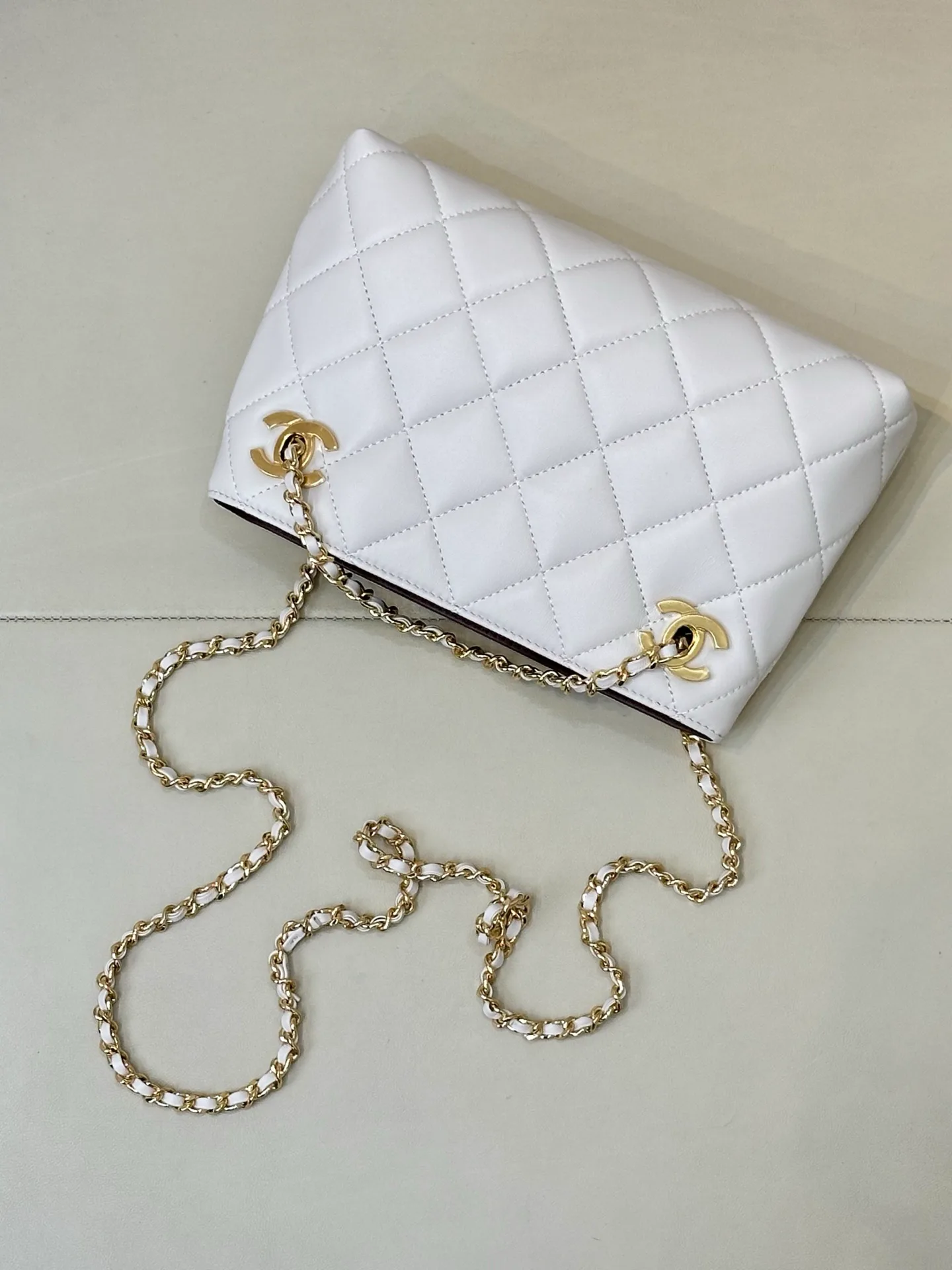 Классические Сумки Женские Chanel 17376255