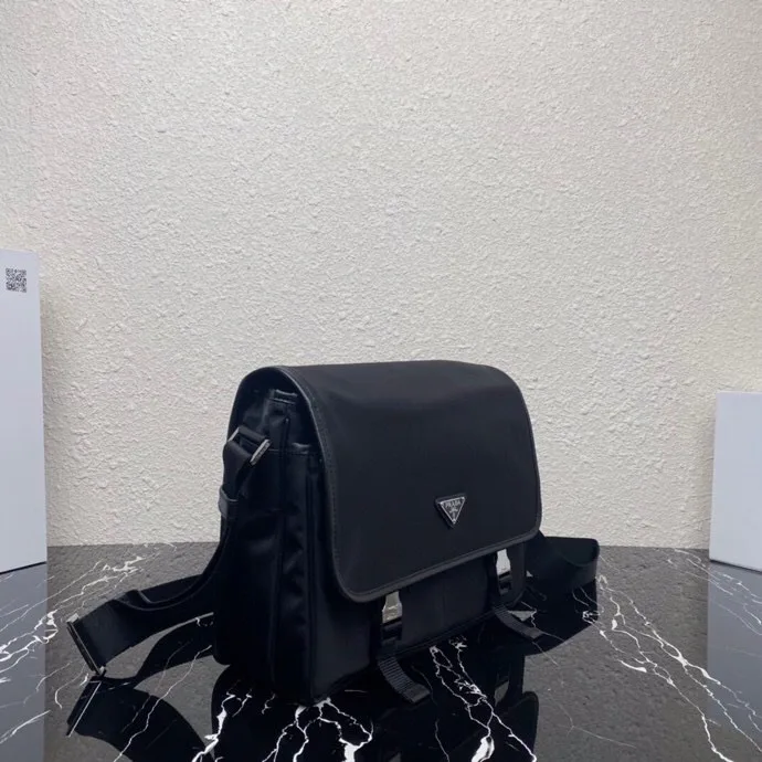 Сумки На Ремне Женские Prada 11872150