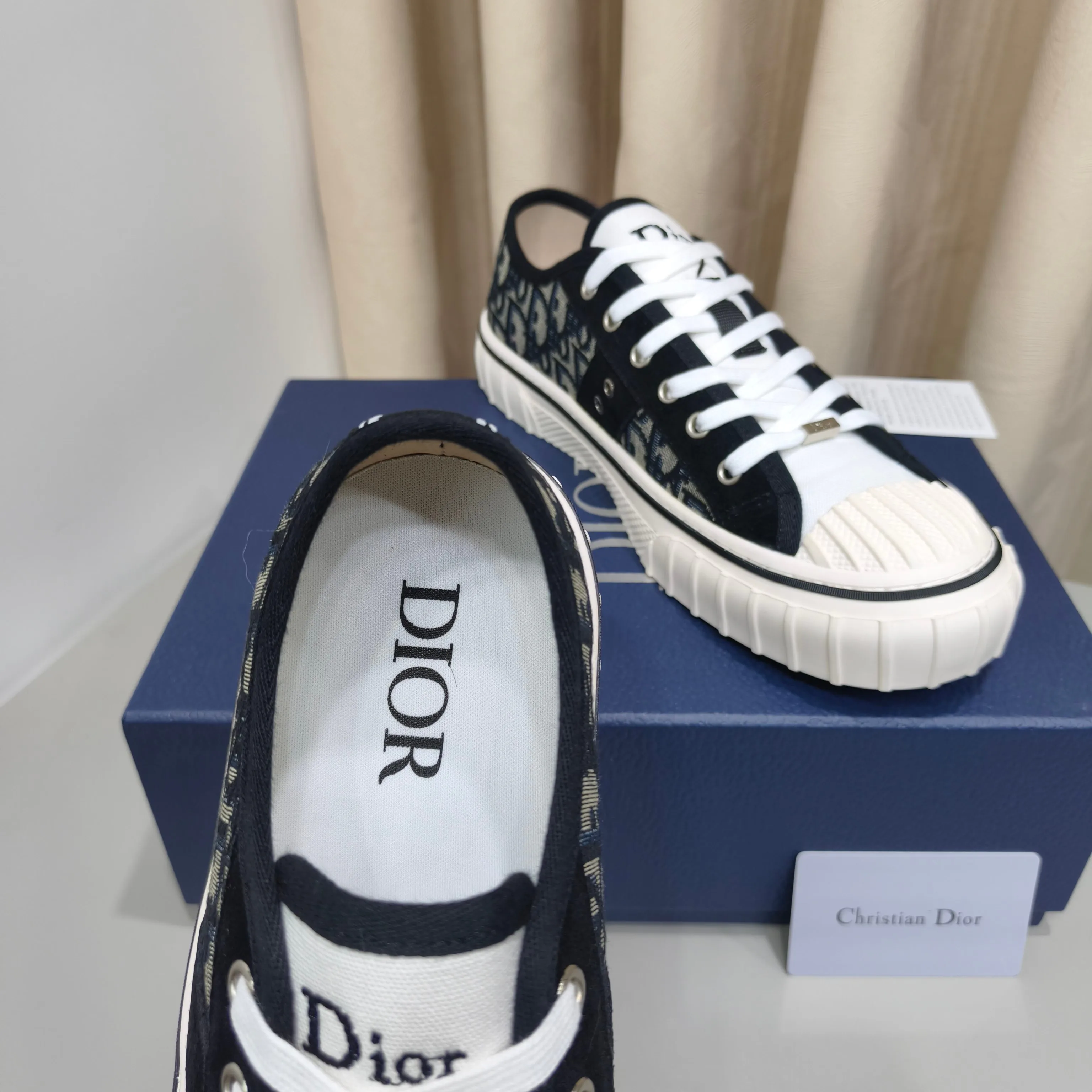 Кроссовки Мужские Christian Dior 17988734