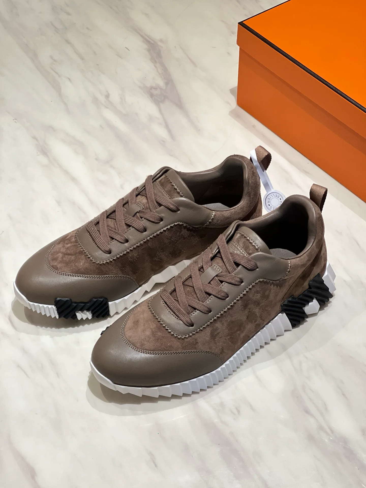 Кроссовки Женские Hermes 18080324