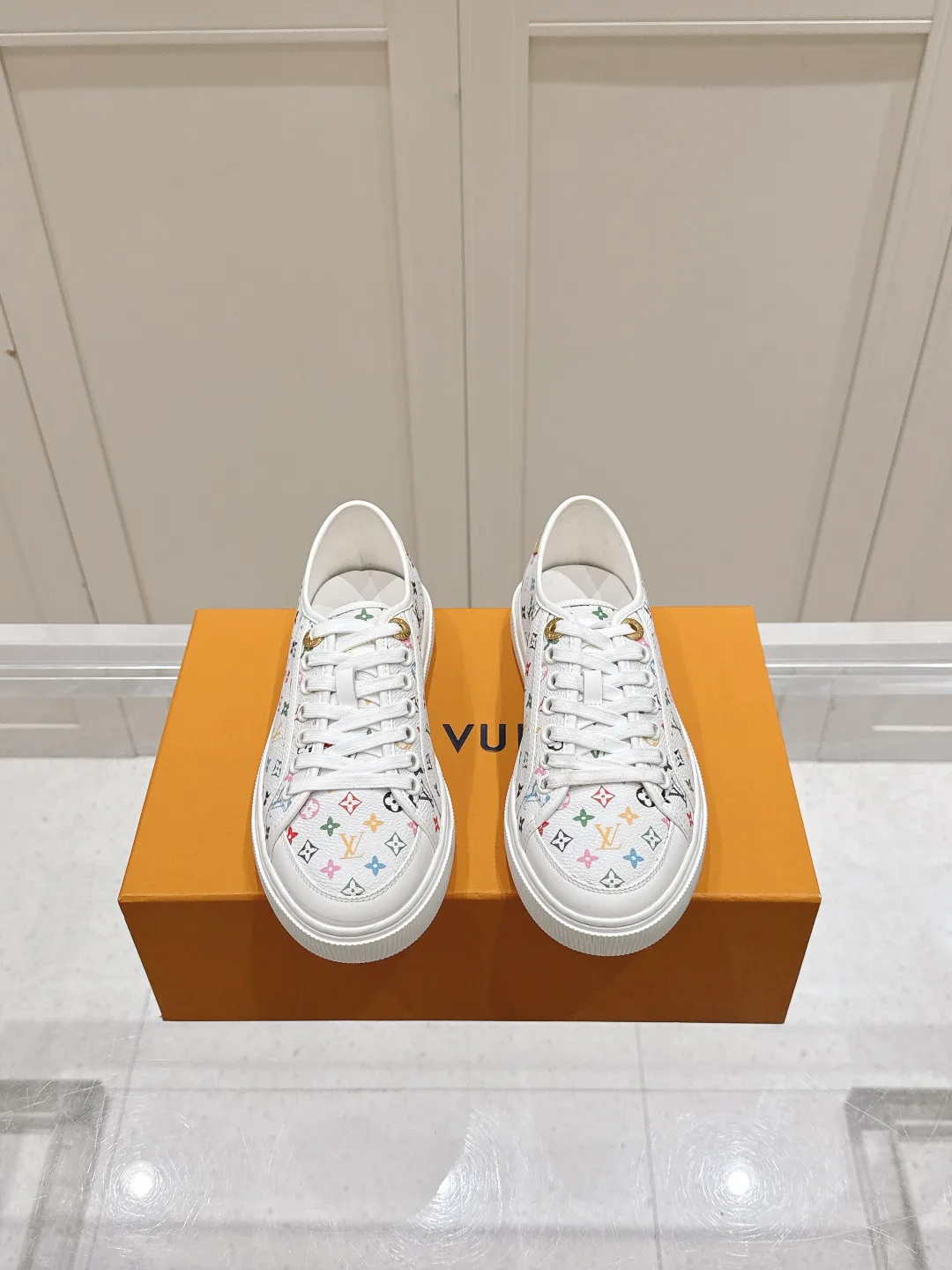 Кеды Женские Louis Vuitton 11554361