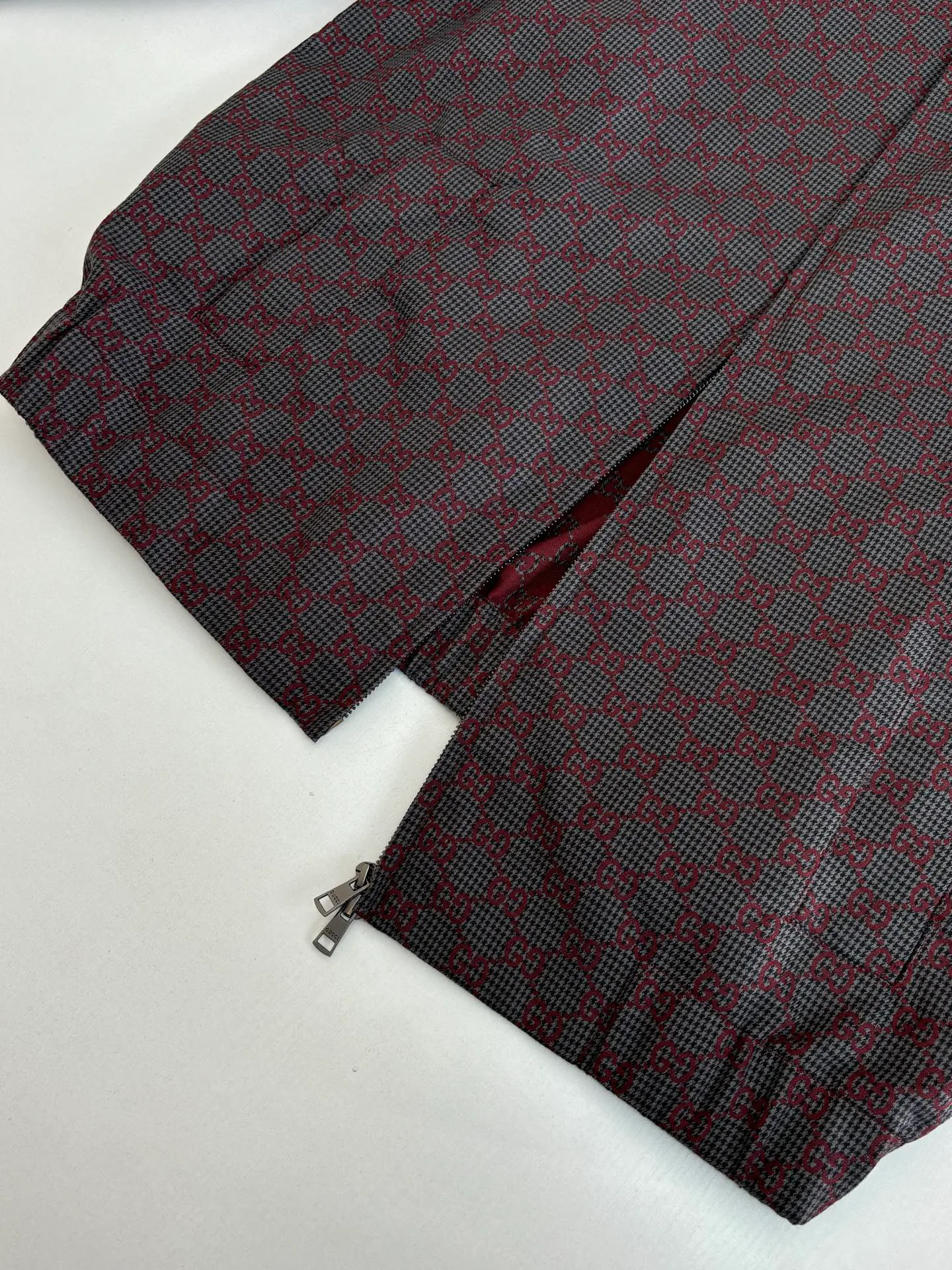 Куртки И Пуховики Женские Gucci 889878