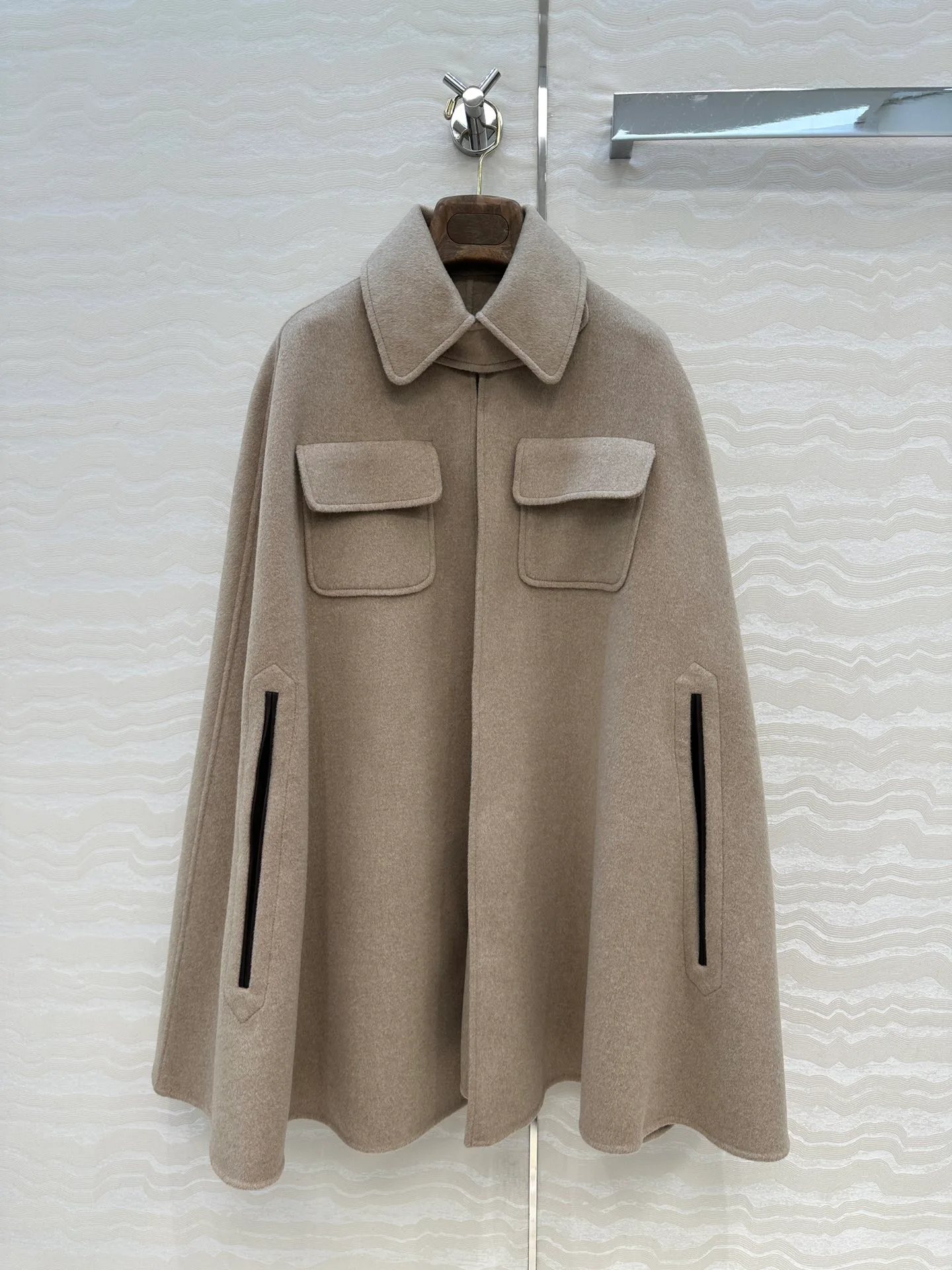 Пальто Женские Loro Piana 18911023