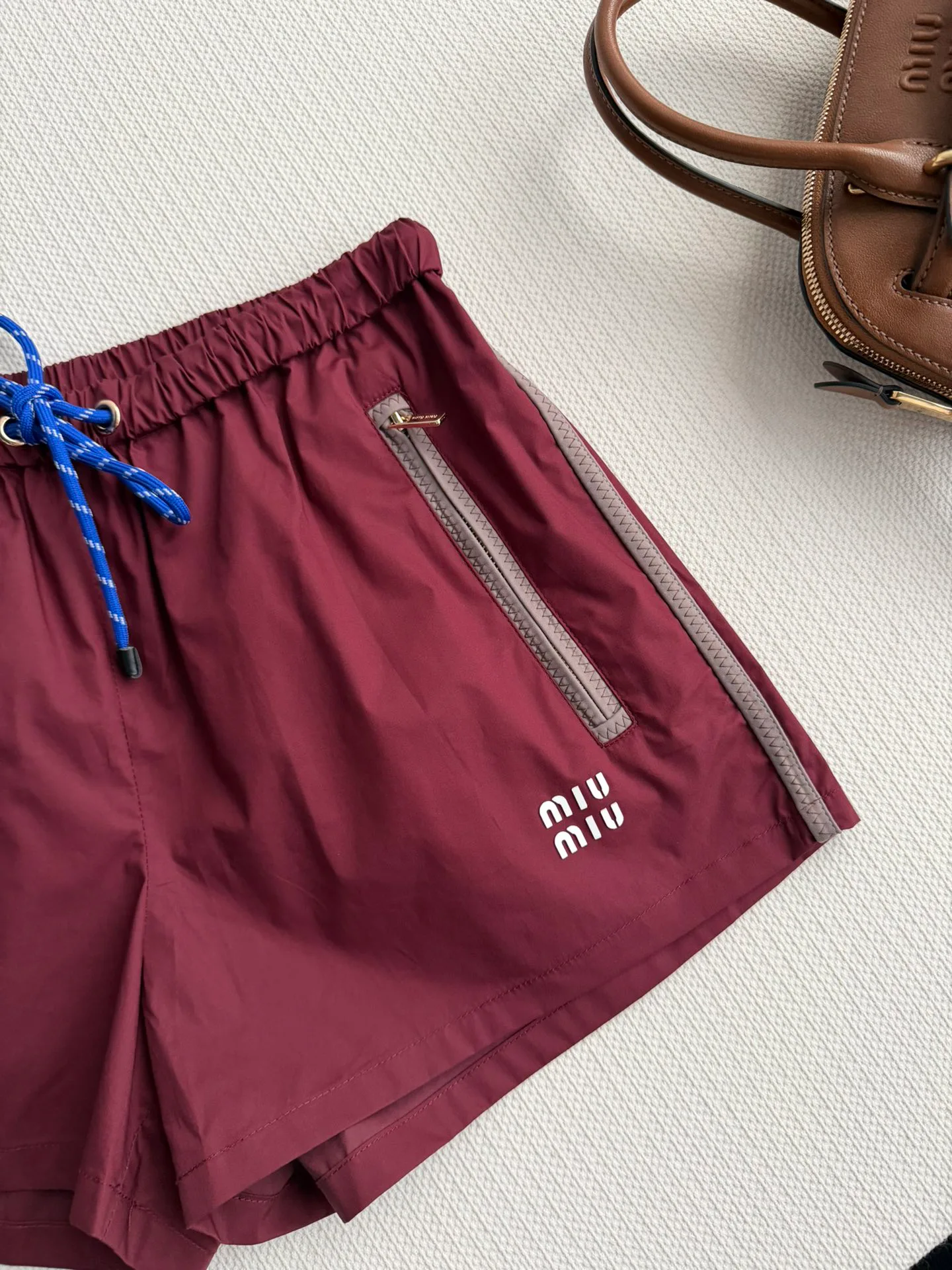 Шорты Женские Miu Miu 5610011