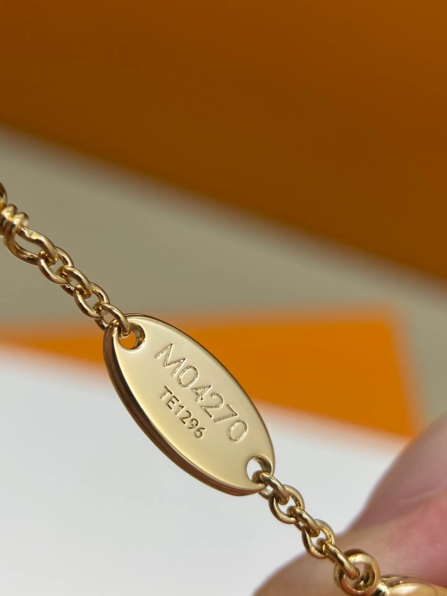 Бижутерия Louis Vuitton 18454059