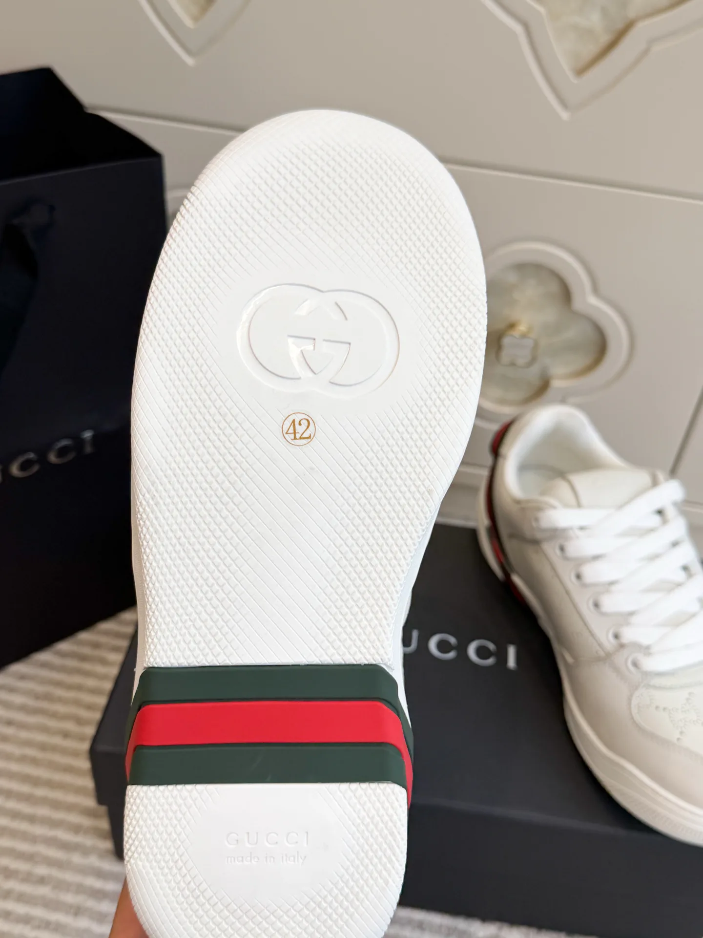Кроссовки Женские Gucci 18738049