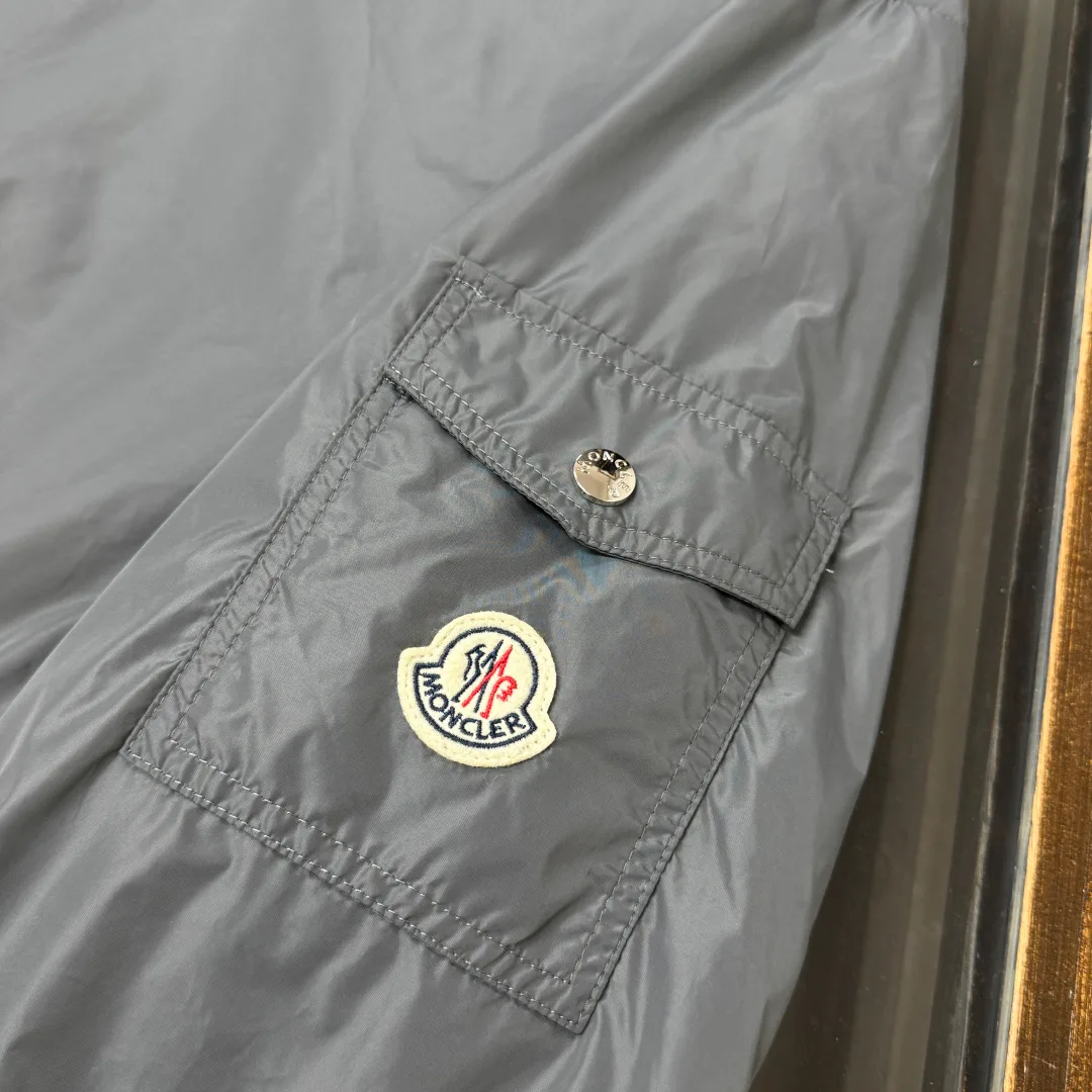 Куртки И Пуховики Женские Moncler 9642308